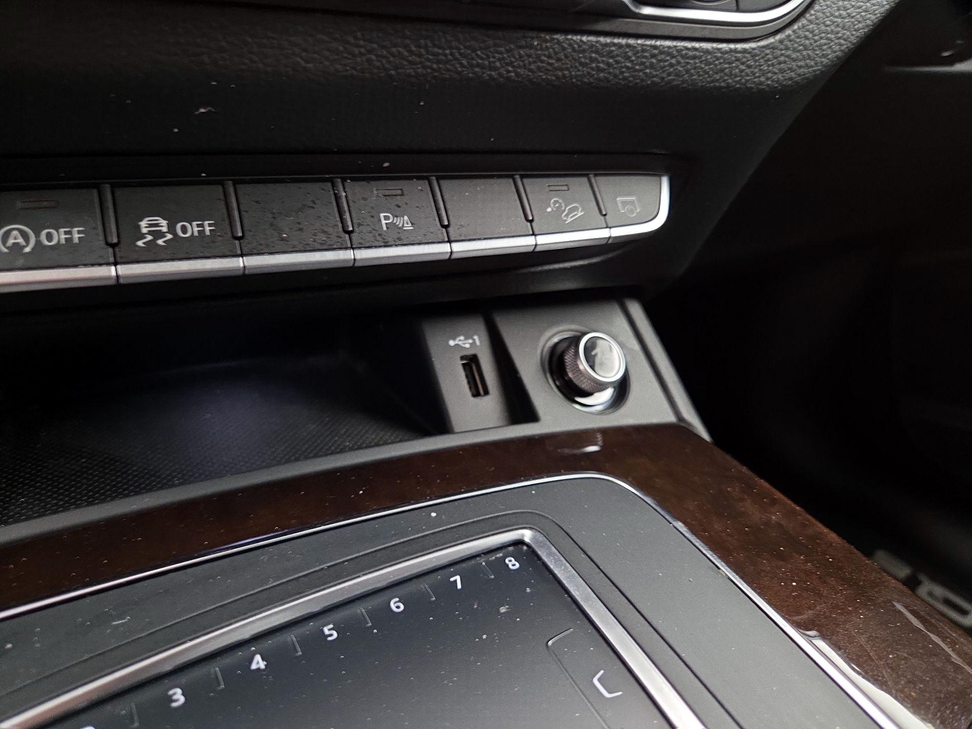 Thumbnail: 2019 Audi Q5 - 18