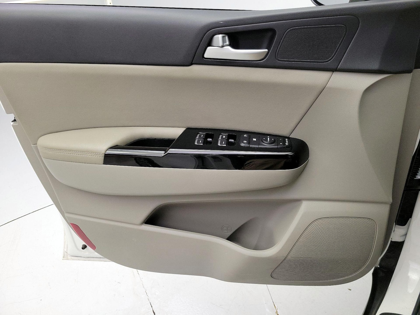 2021 Kia Sportage S - Photo 13