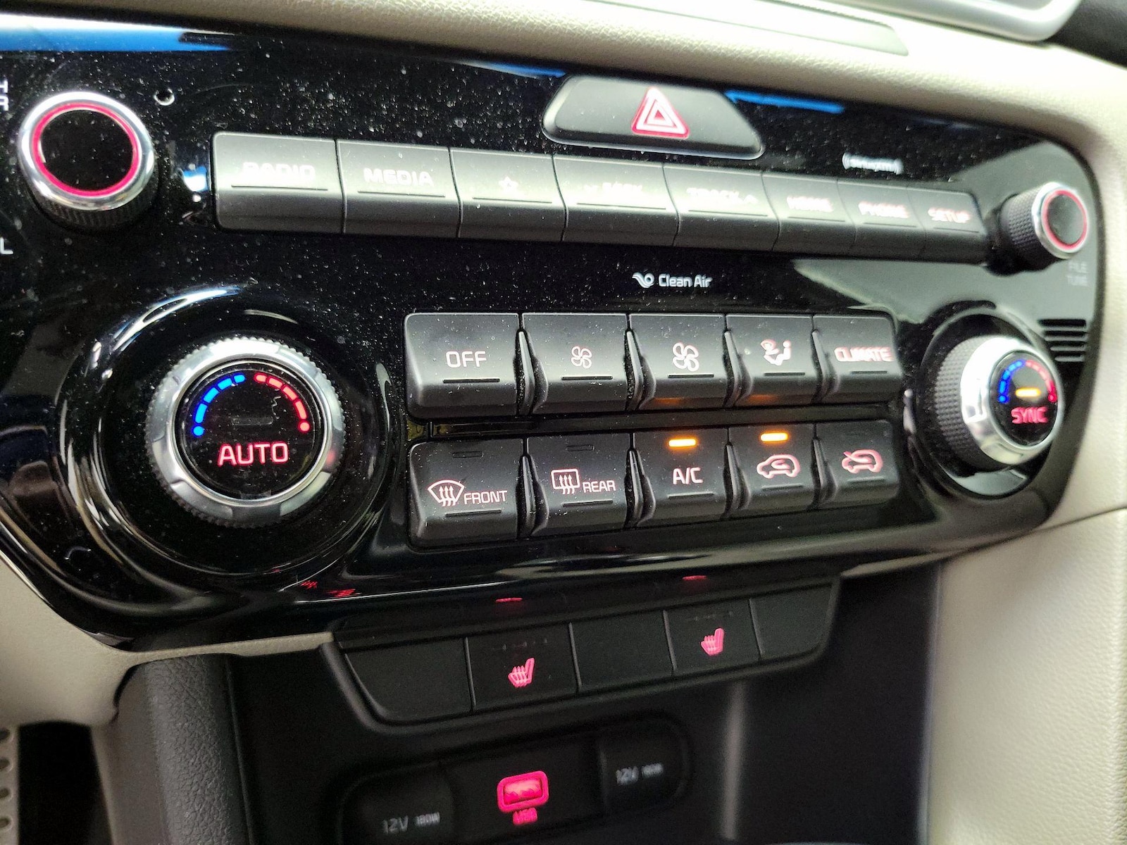 2021 Kia Sportage S - Photo 17