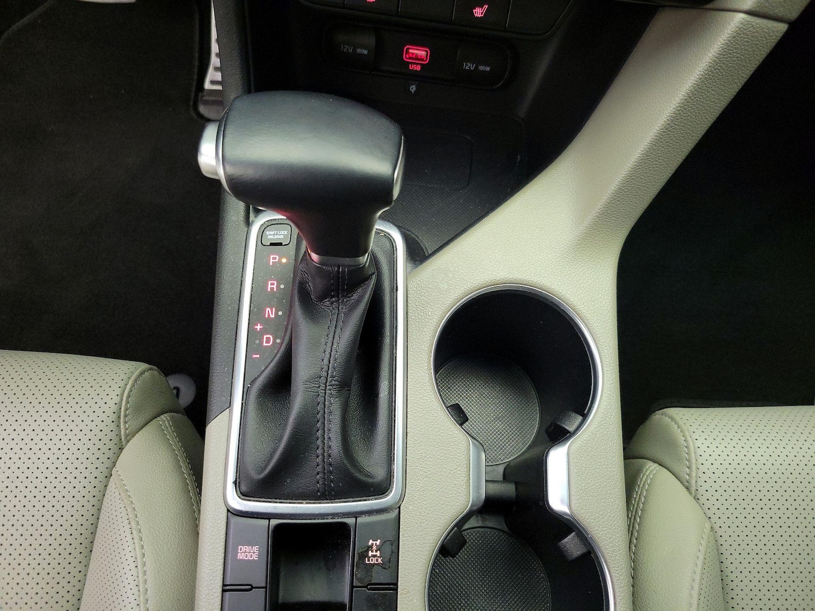 2021 Kia Sportage S - Photo 18