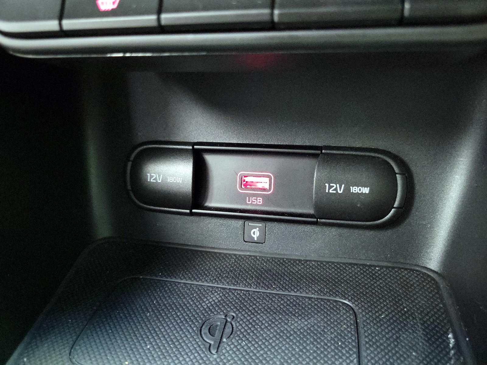 2021 Kia Sportage S - Photo 19