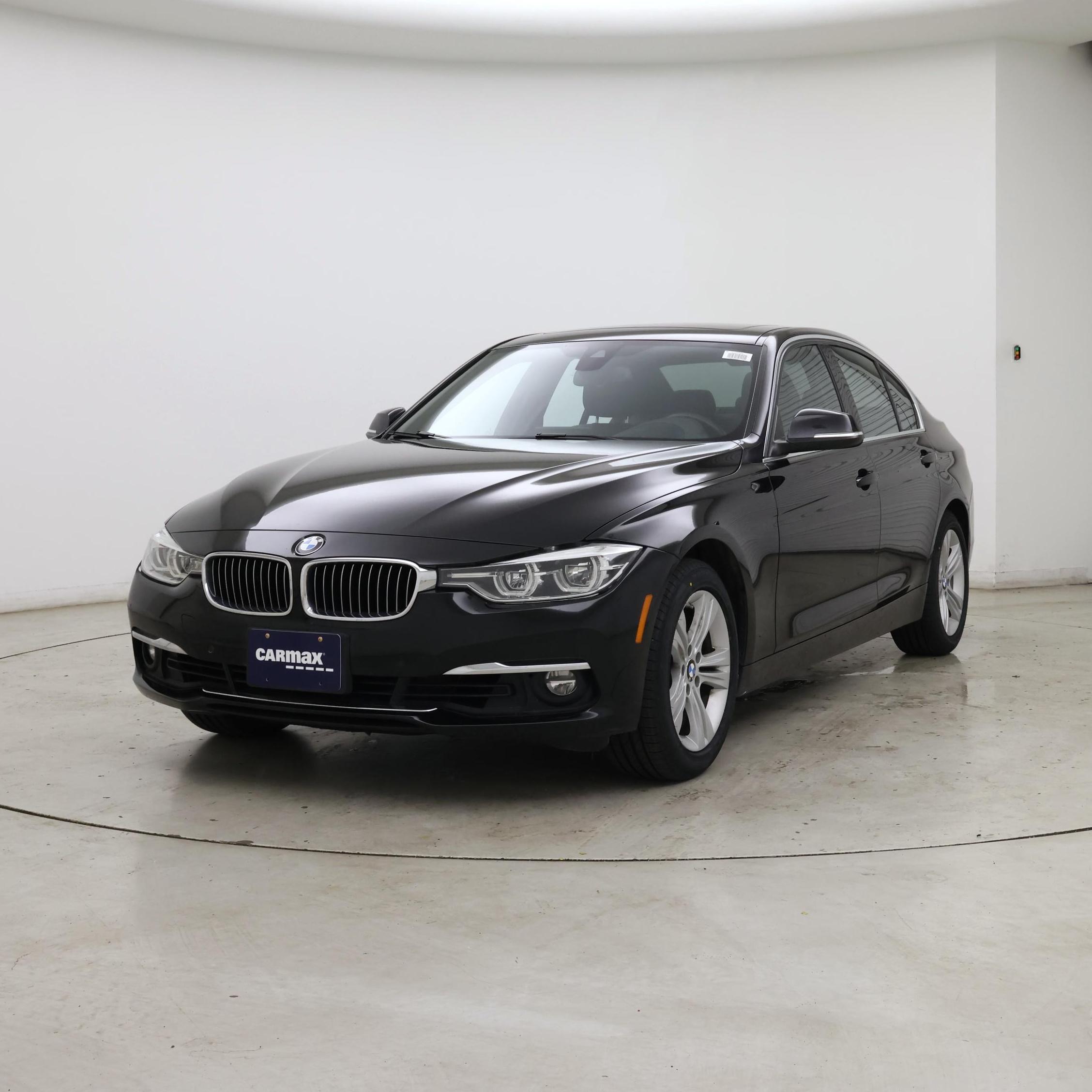 Thumbnail: 2018 BMW 3 Series - 4