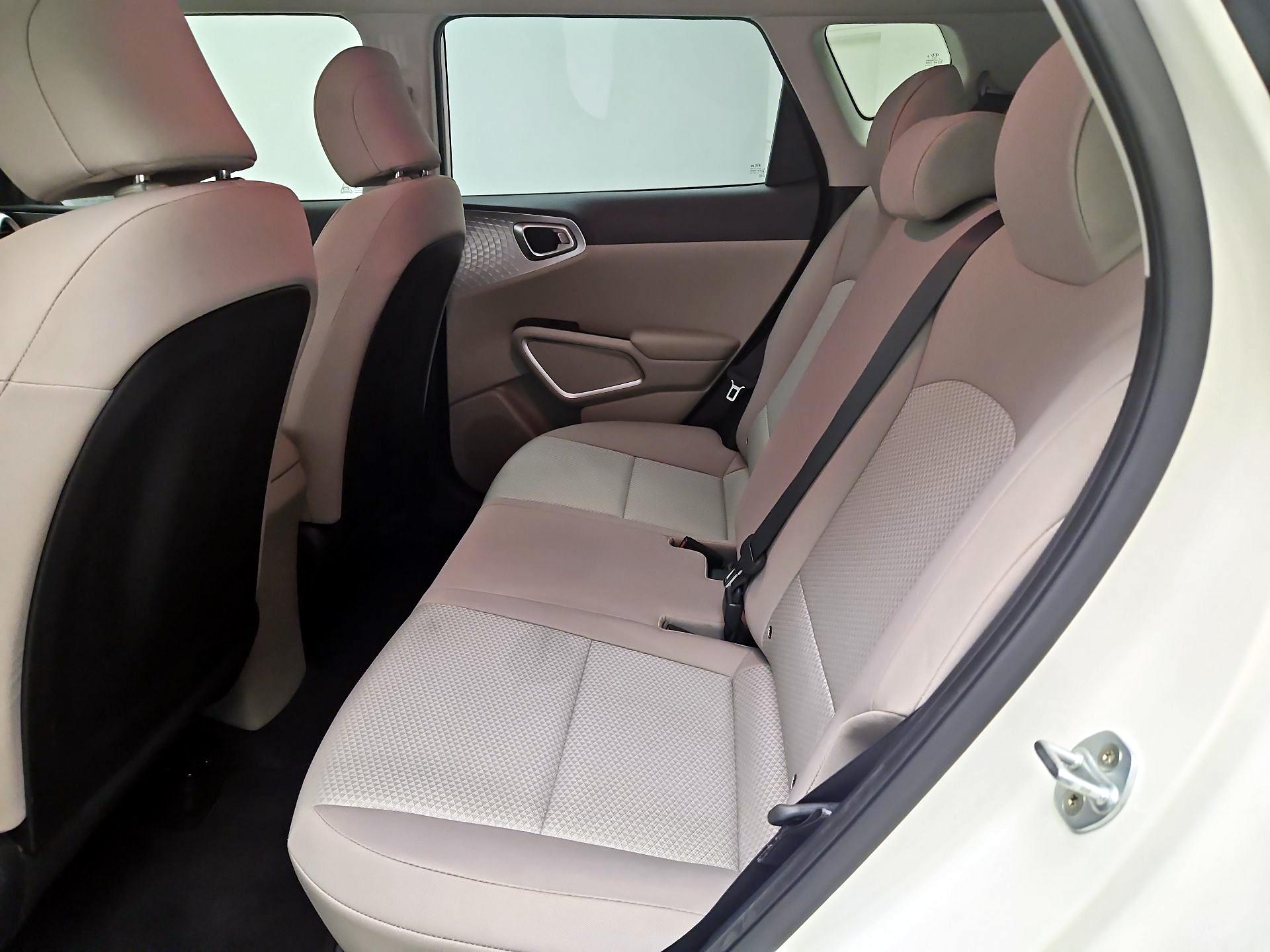 Thumbnail: 2020 Kia Soul - 19