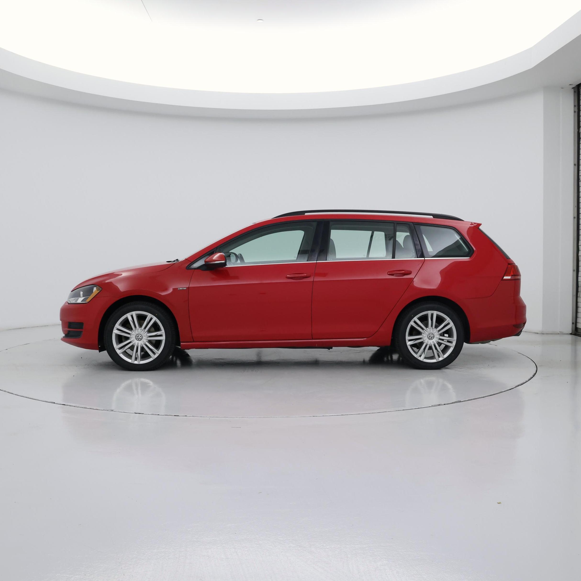 Thumbnail: 2016 Volkswagen Golf - 3
