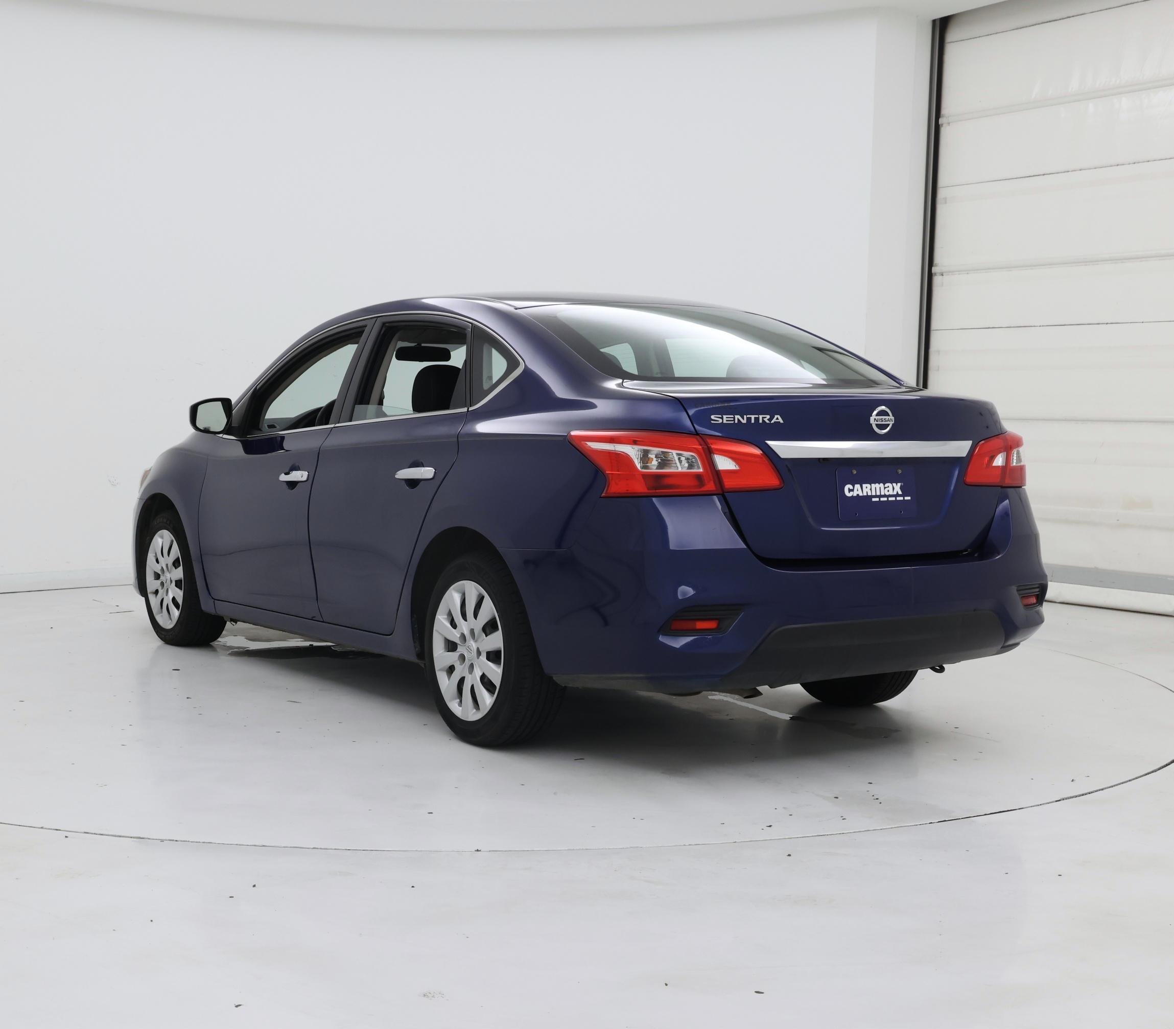 Thumbnail: 2019 Nissan Sentra - 2