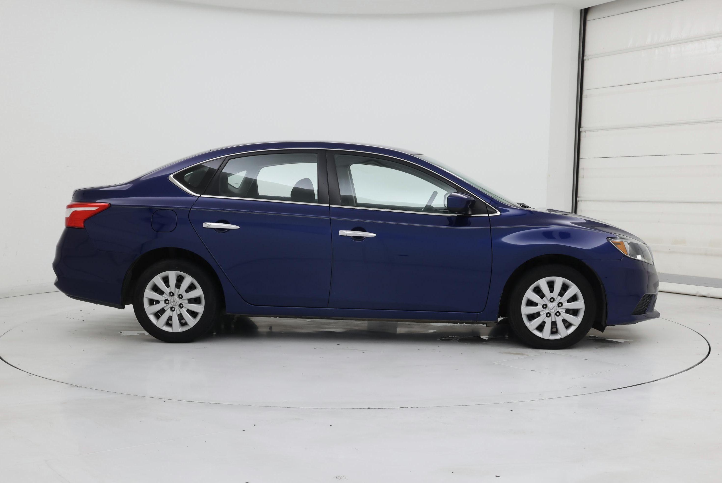 Thumbnail: 2019 Nissan Sentra - 7