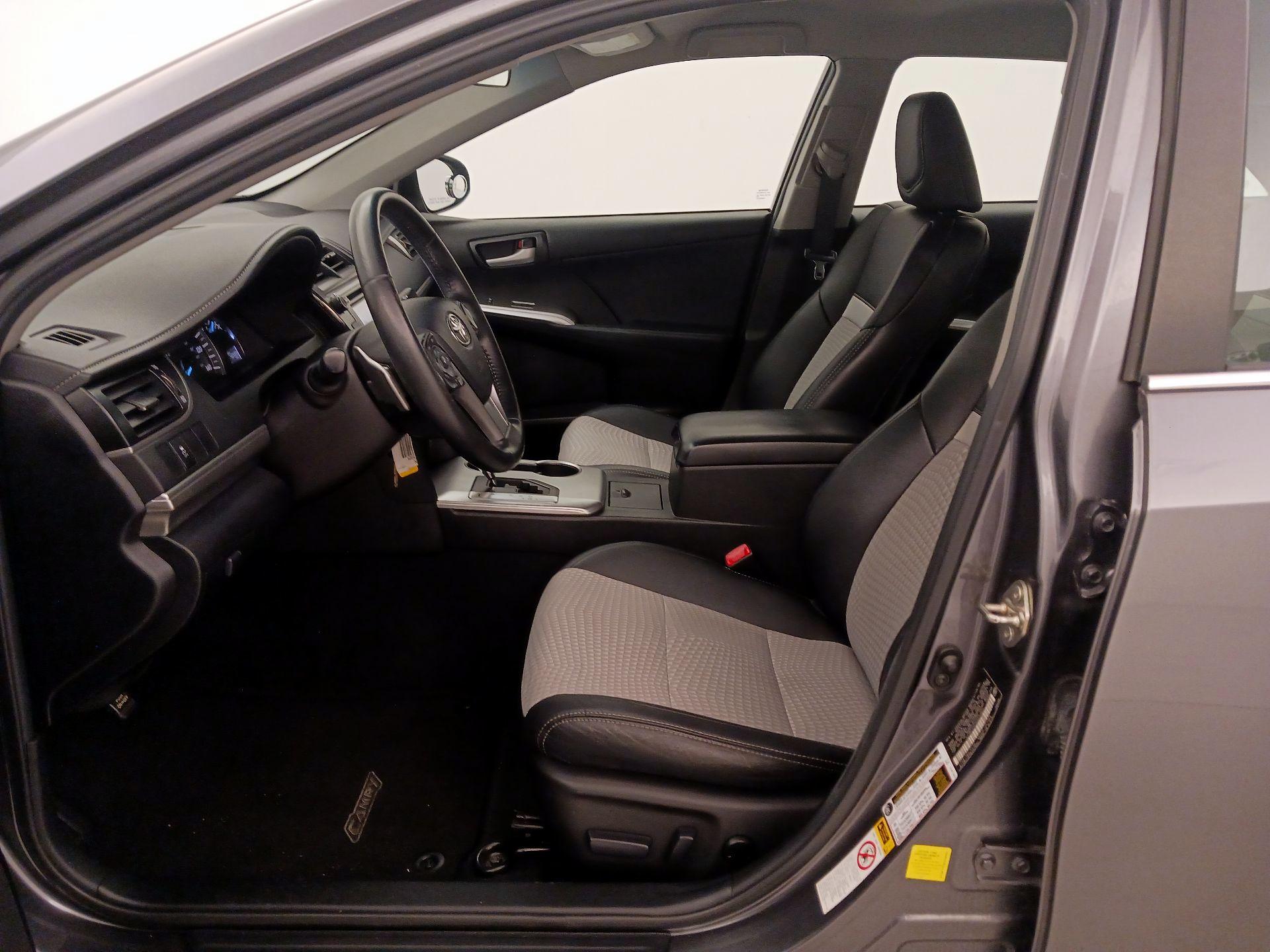 Thumbnail: 2014 Toyota Camry - 11