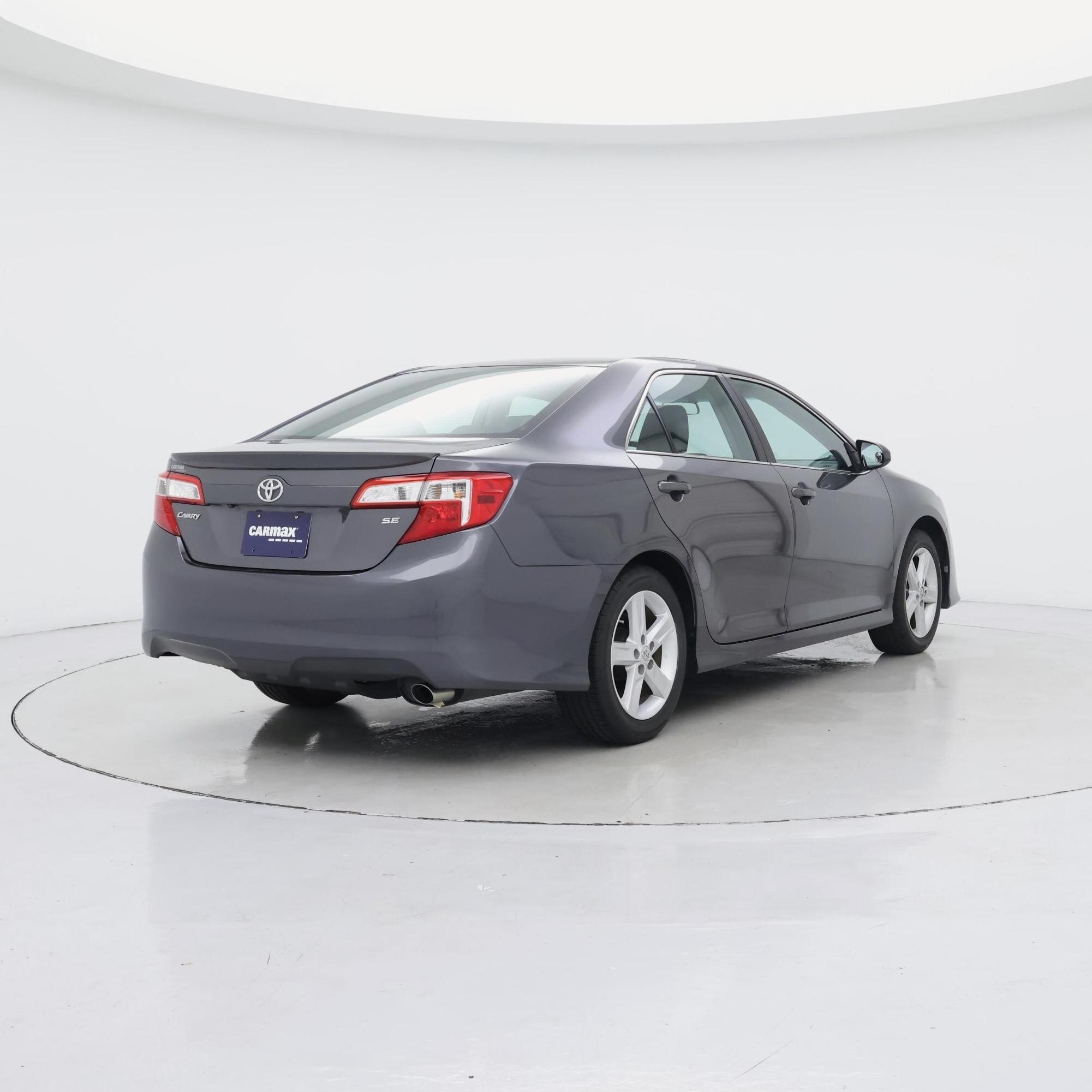 Thumbnail: 2014 Toyota Camry - 8