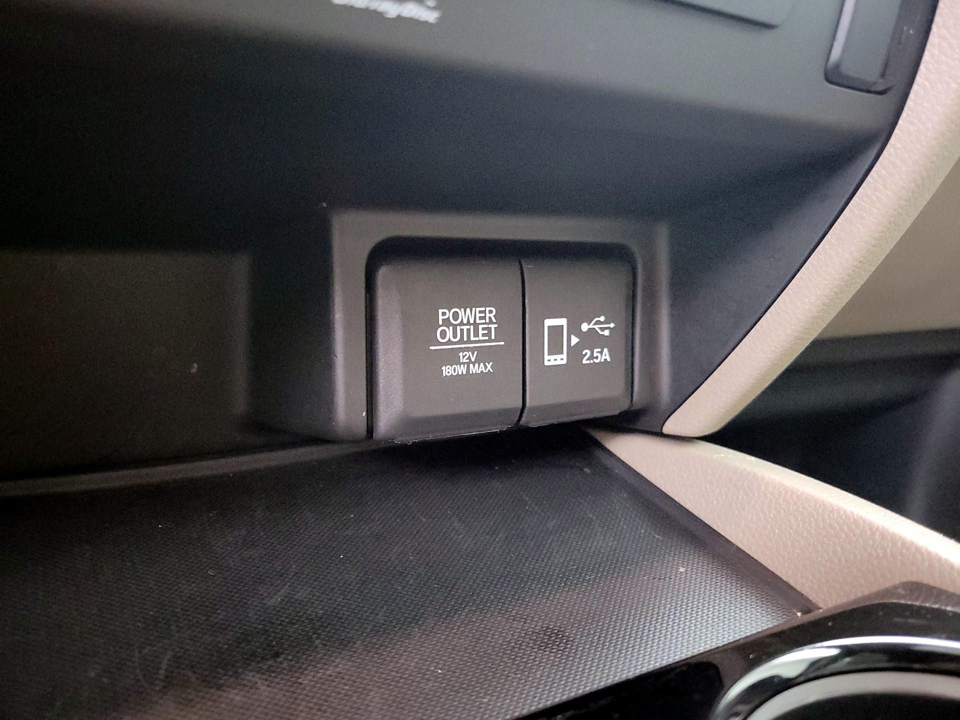 Thumbnail: 2019 Honda Pilot - 18