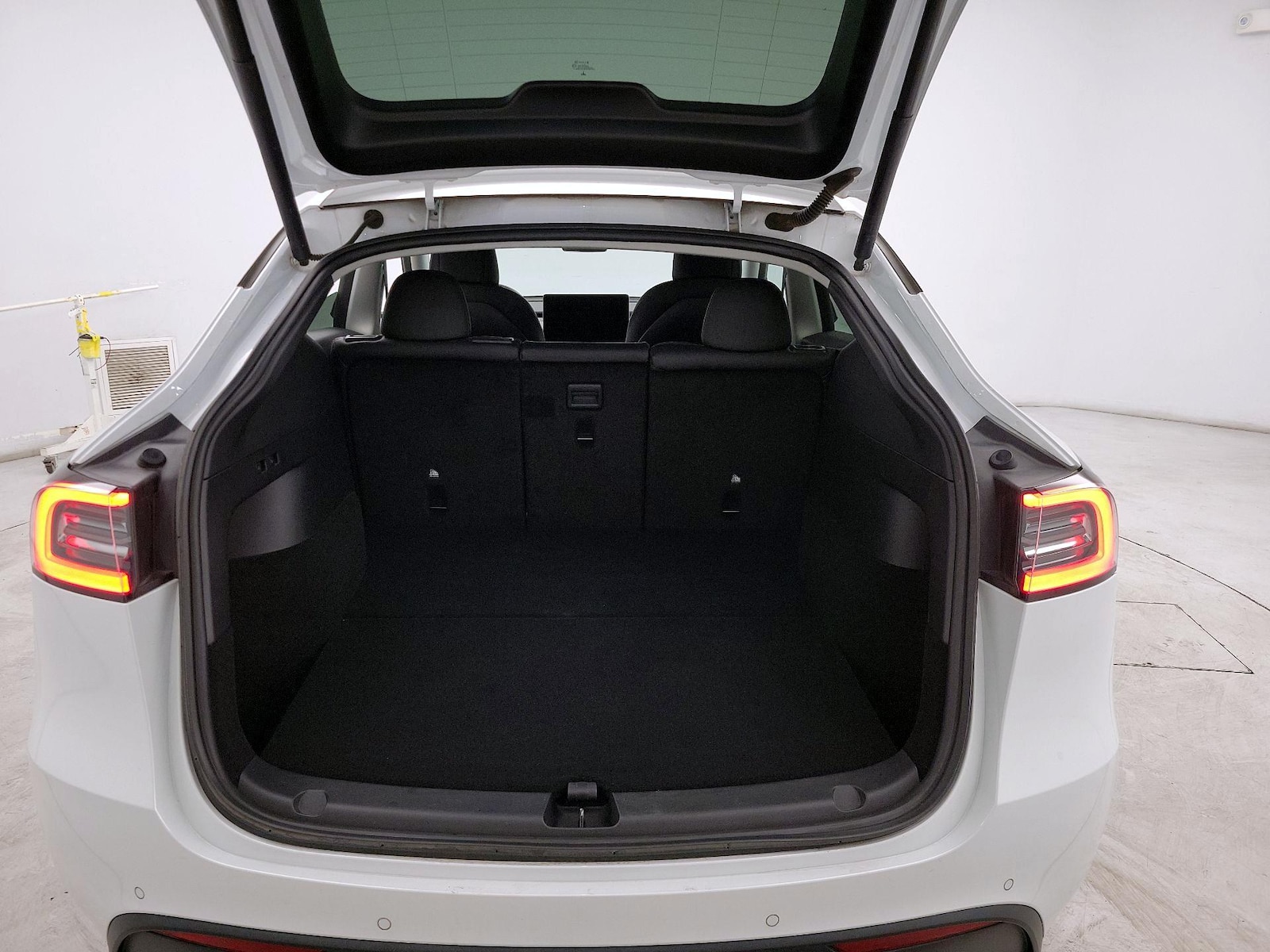 2022 Tesla Model Y Performance - Photo 22
