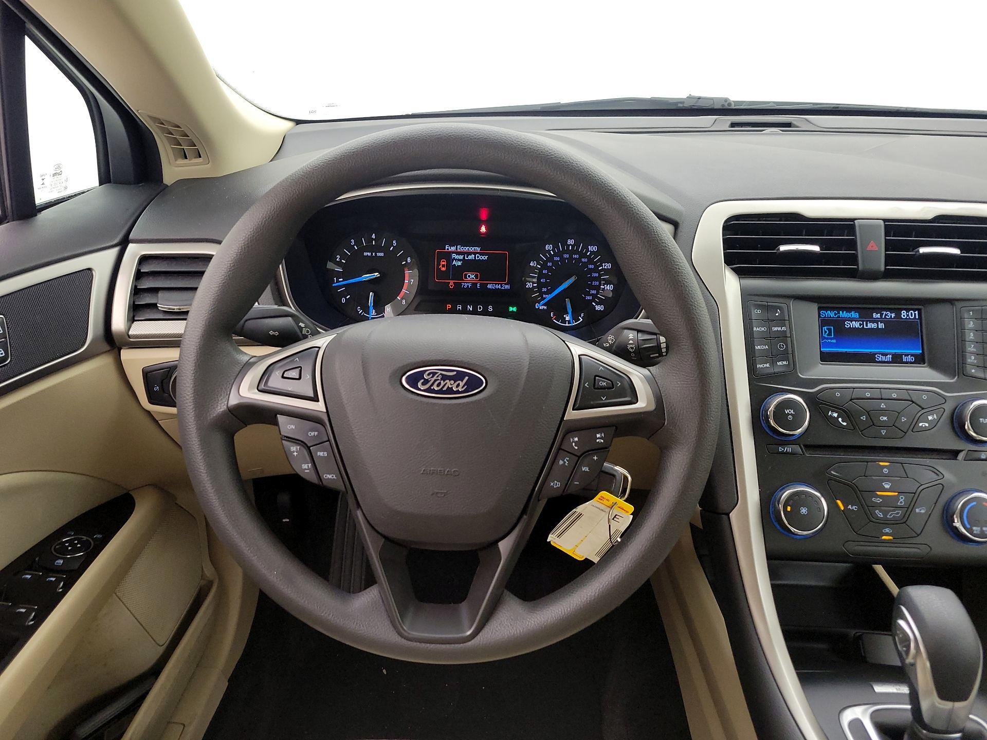 Thumbnail: 2014 Ford Fusion - 10