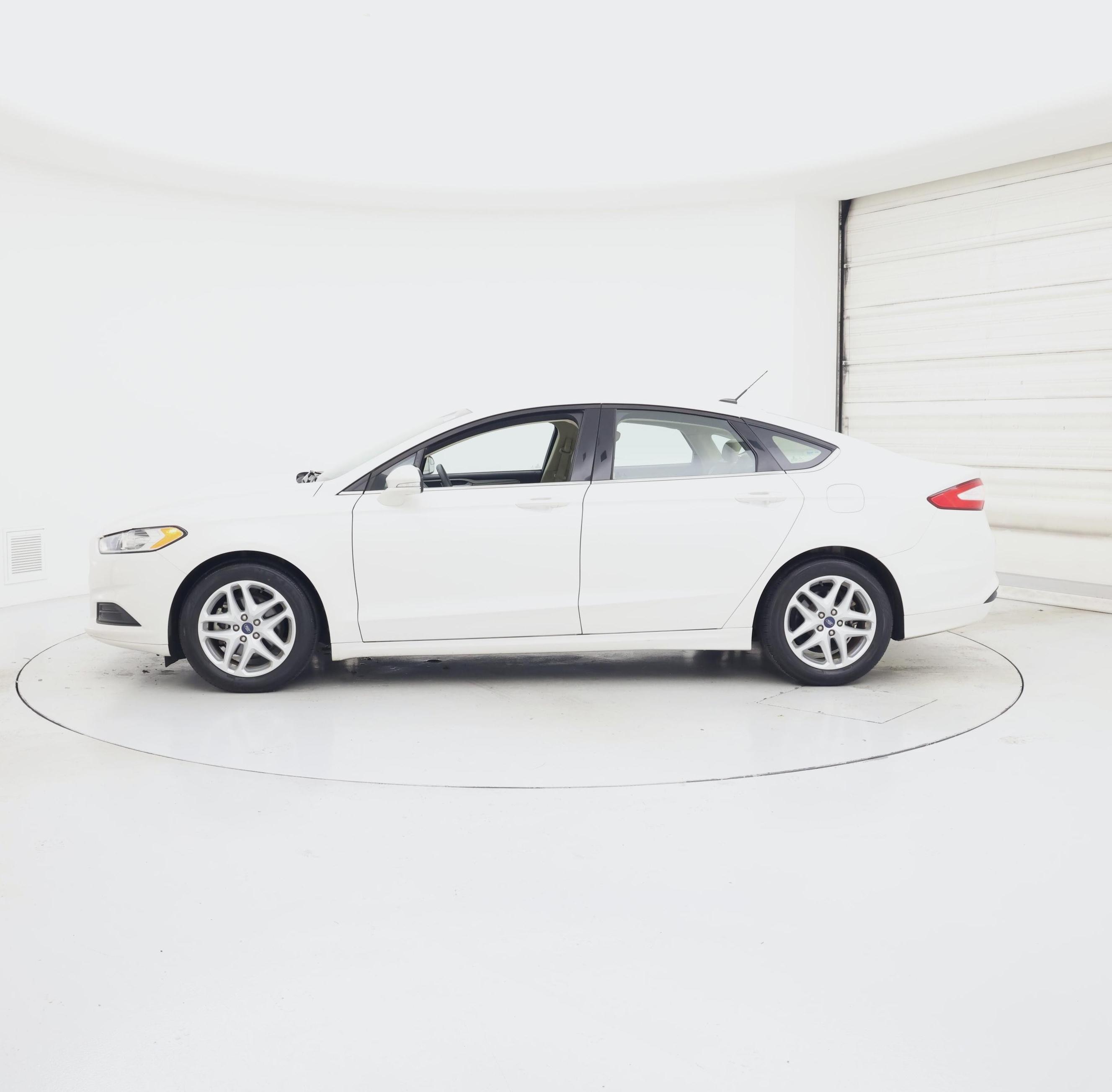 Thumbnail: 2014 Ford Fusion - 3