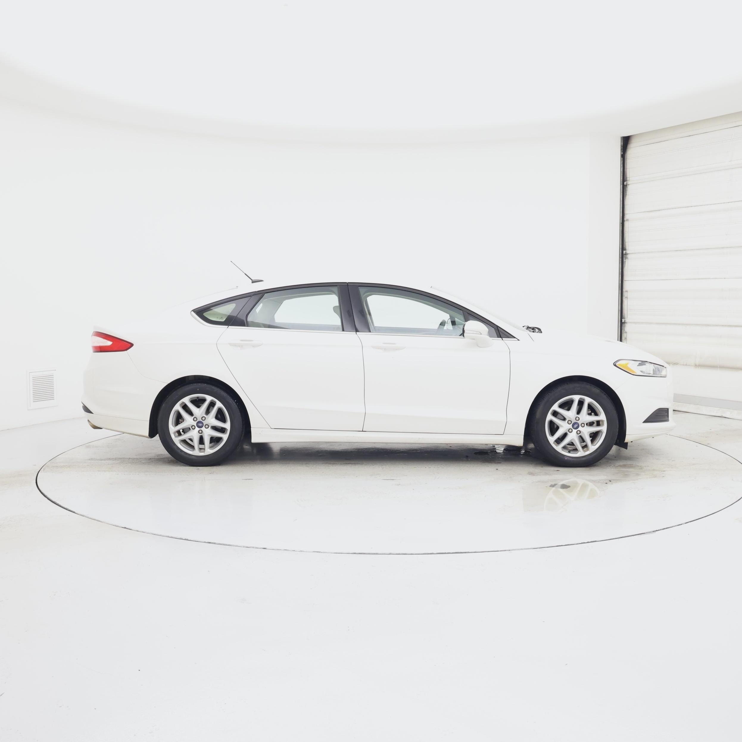 Thumbnail: 2014 Ford Fusion - 7
