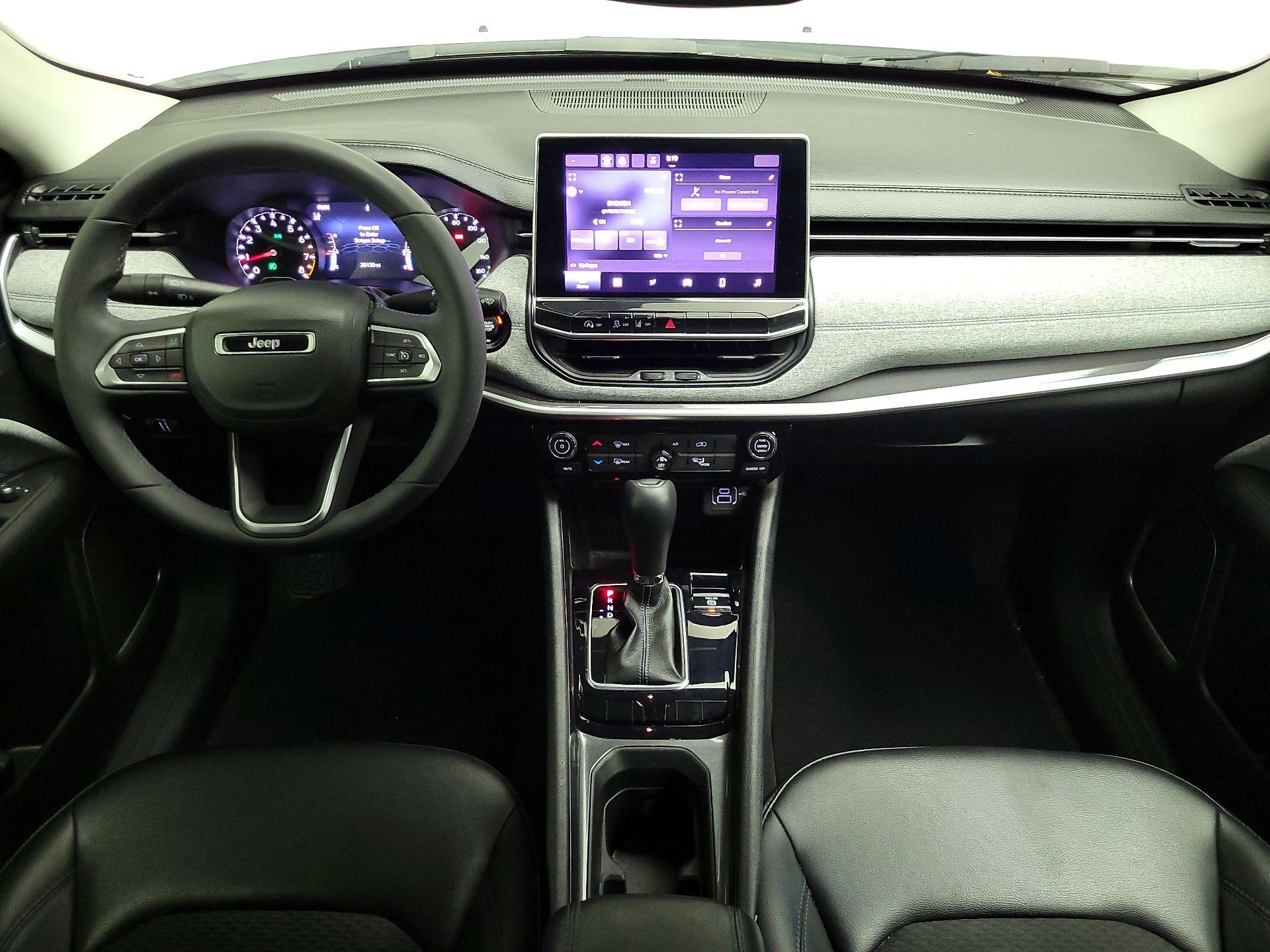 Thumbnail: 2022 Jeep Compass - 9