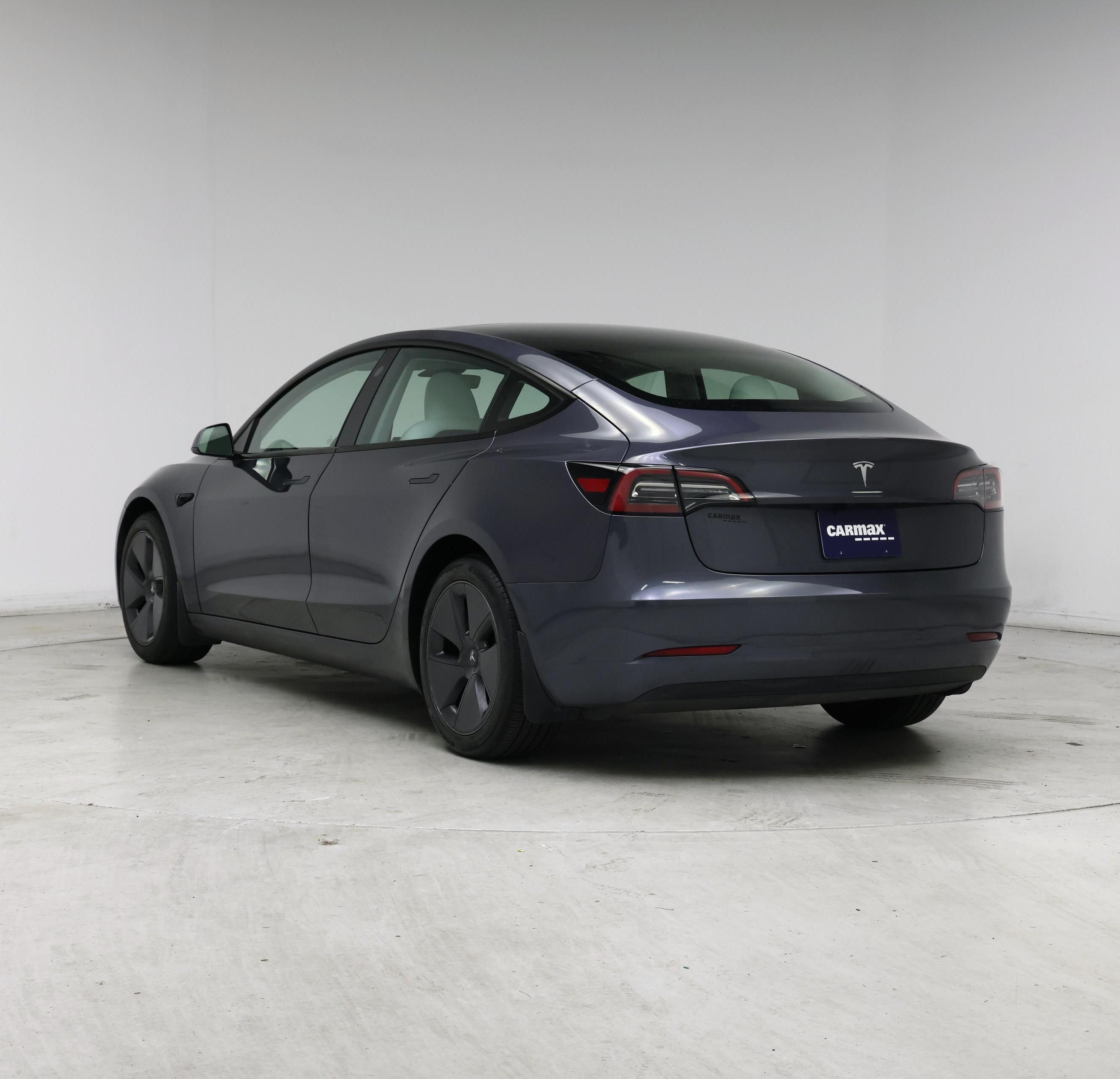 Thumbnail: 2023 Tesla Model 3 - 2