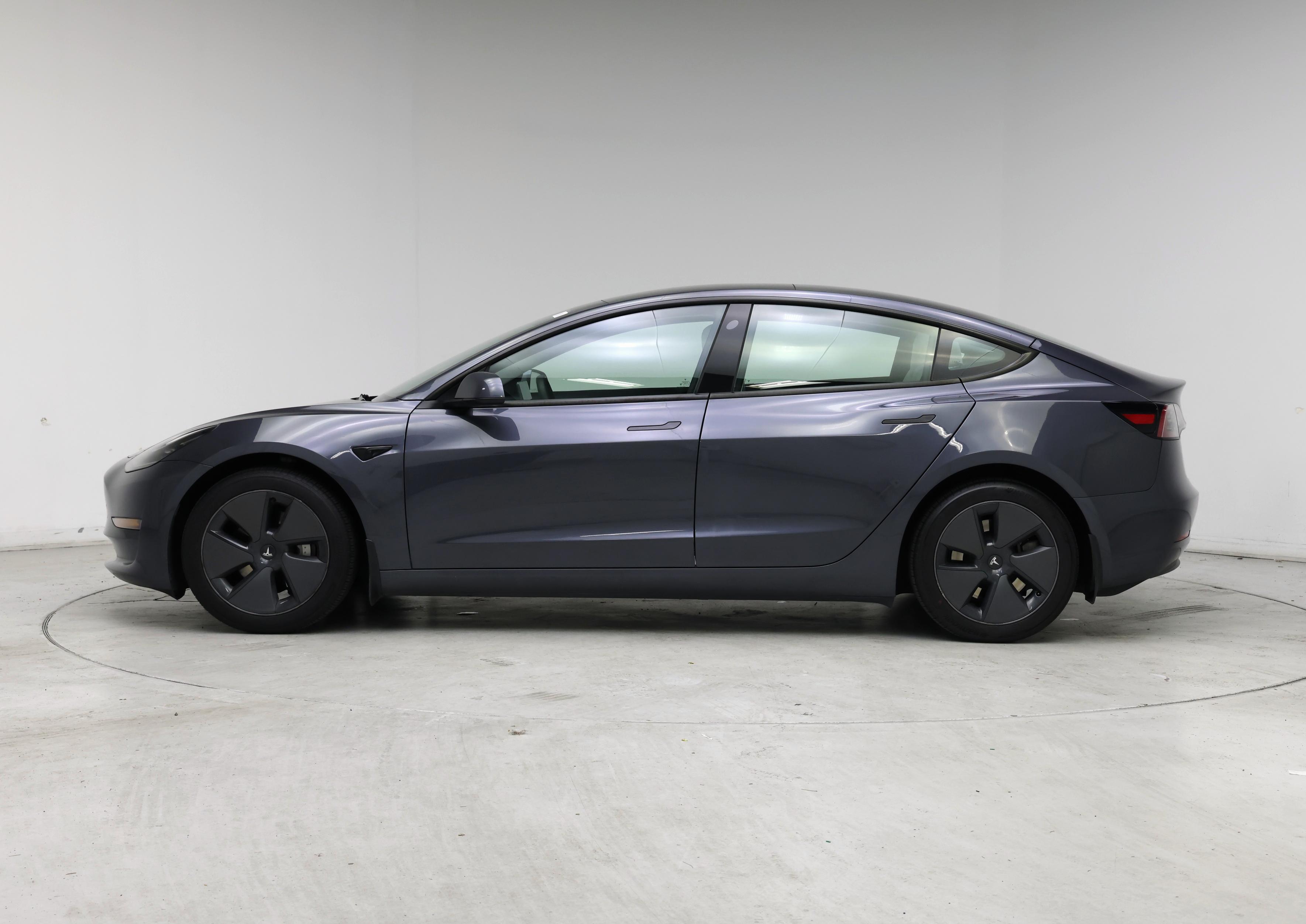 Thumbnail: 2023 Tesla Model 3 - 3