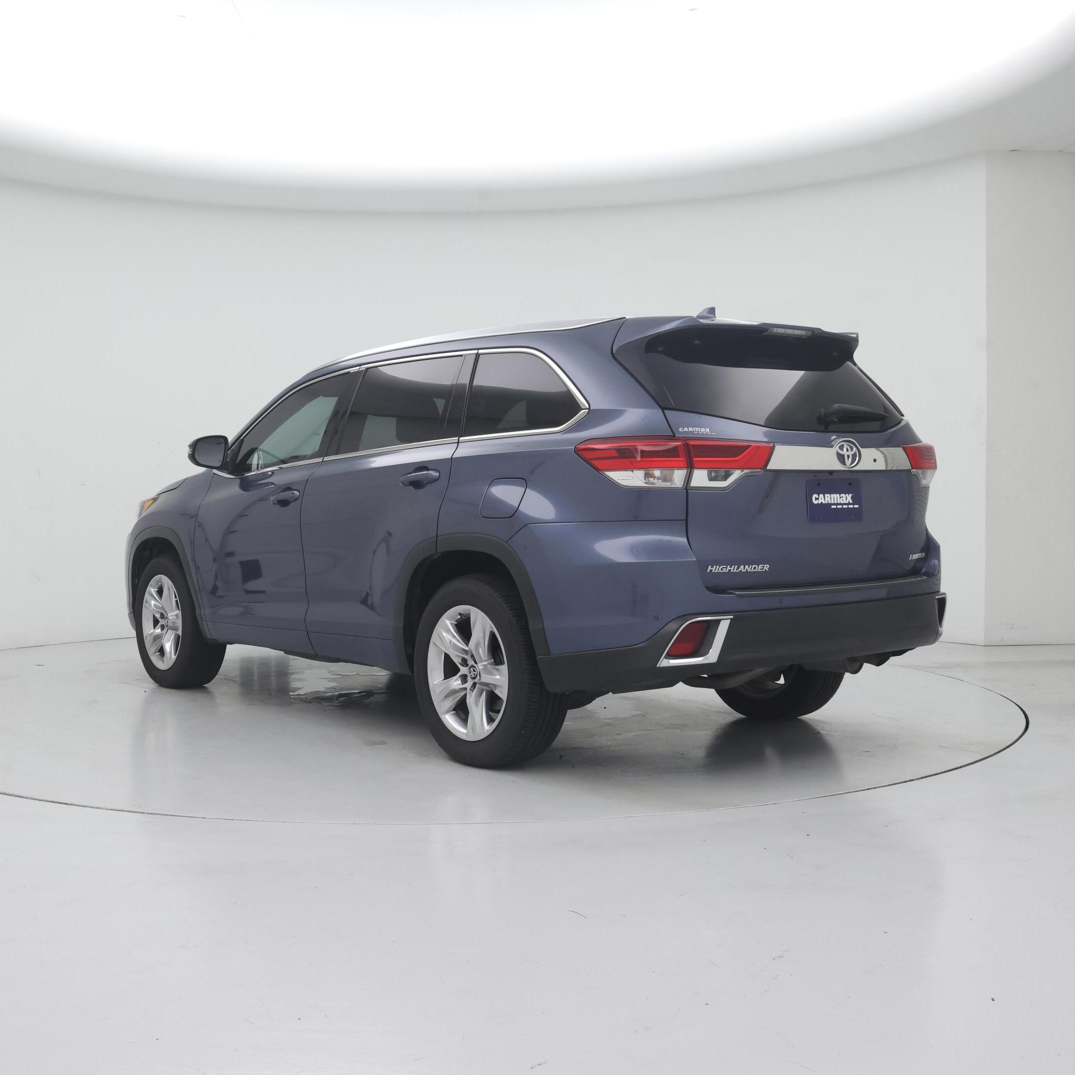 Thumbnail: 2018 Toyota Highlander - 2