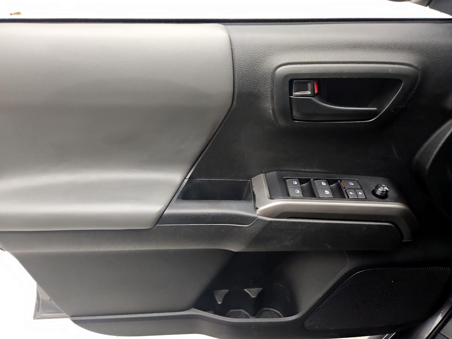 Thumbnail: 2023 Toyota Tacoma - 12