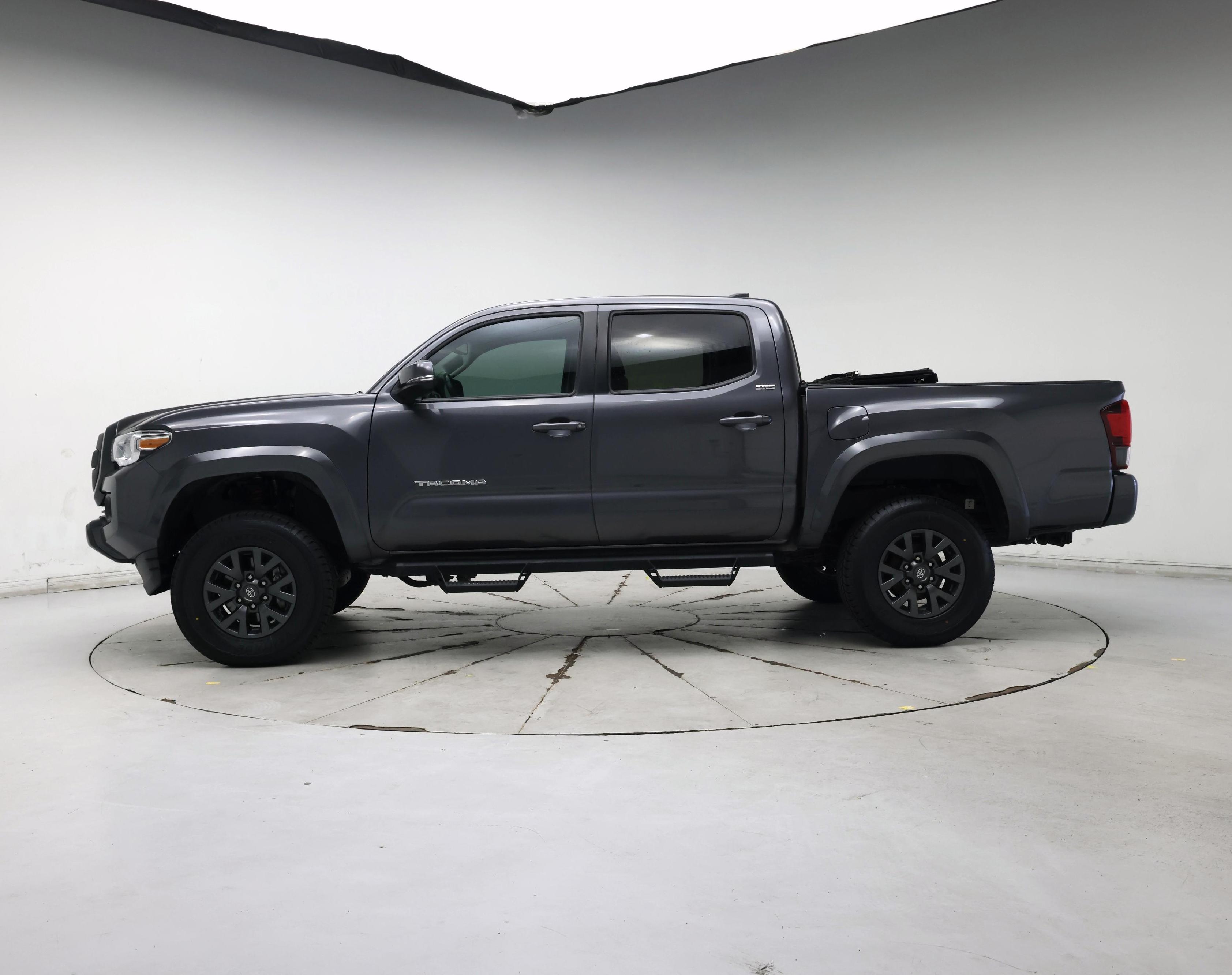 Thumbnail: 2023 Toyota Tacoma - 3