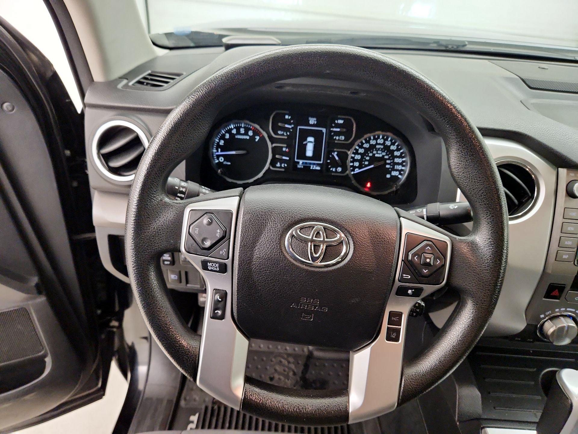Thumbnail: 2021 Toyota Tundra - 10