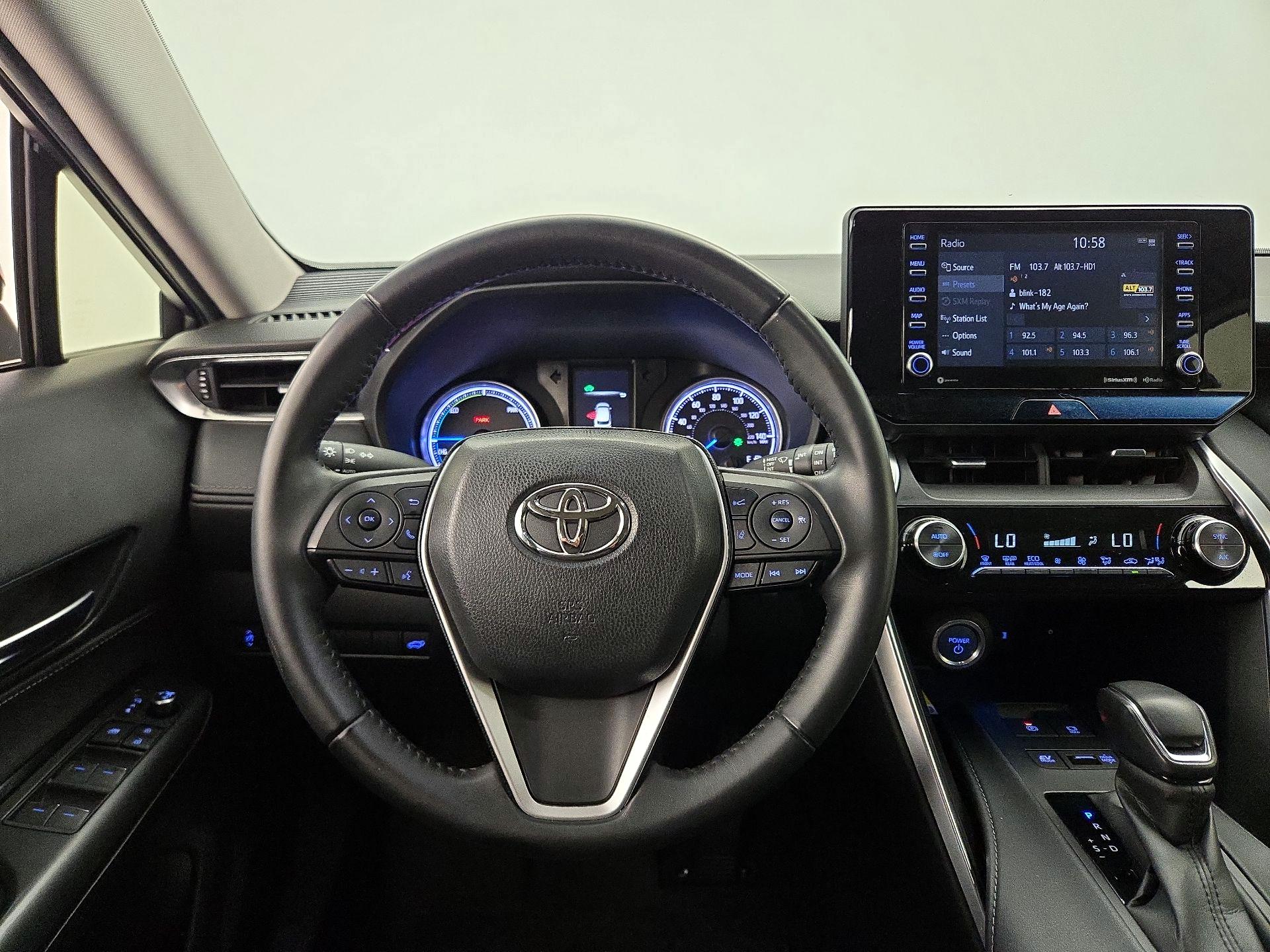 Thumbnail: 2021 Toyota Venza - 10
