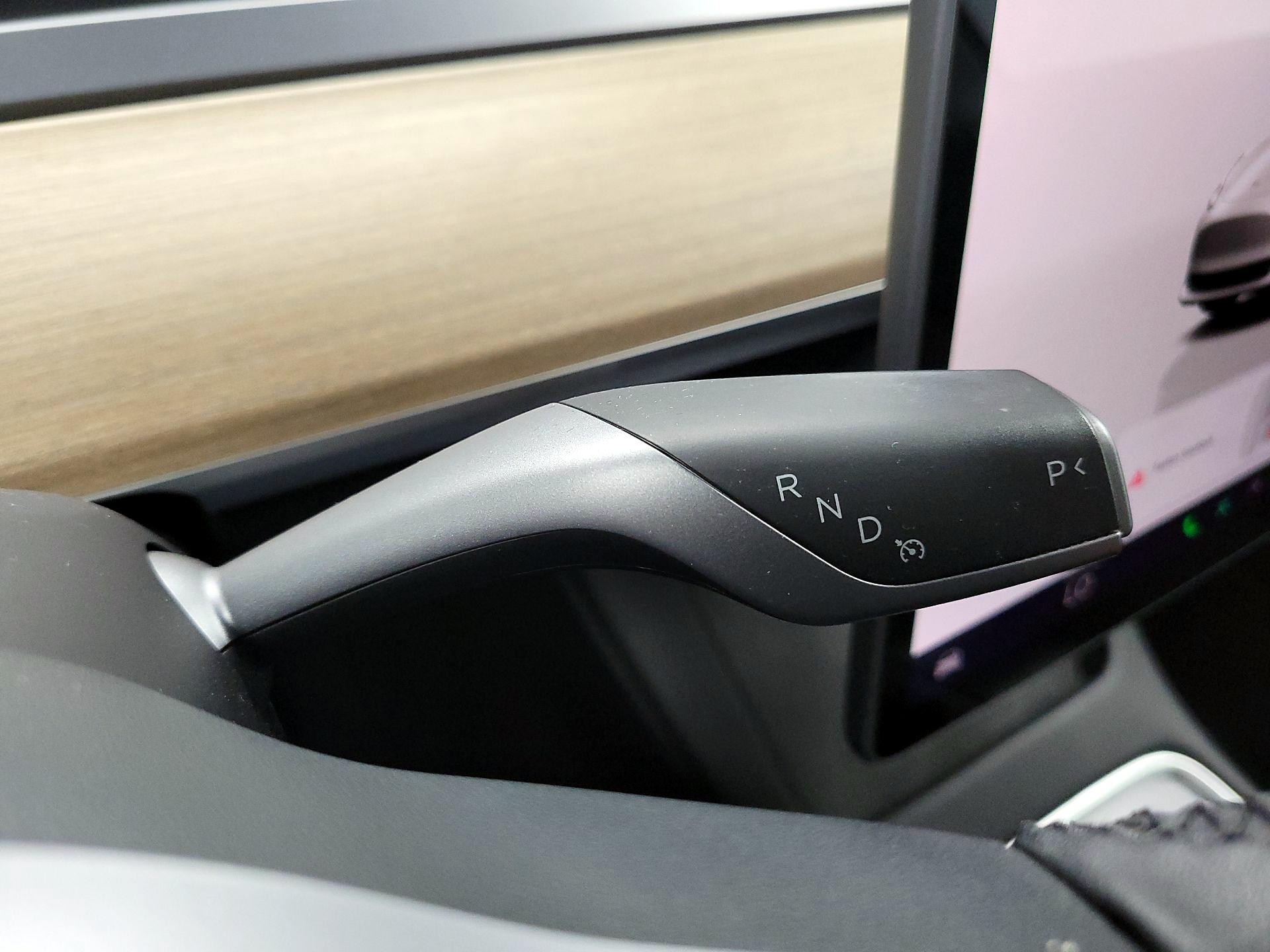 Thumbnail: 2023 Tesla Model 3 - 15
