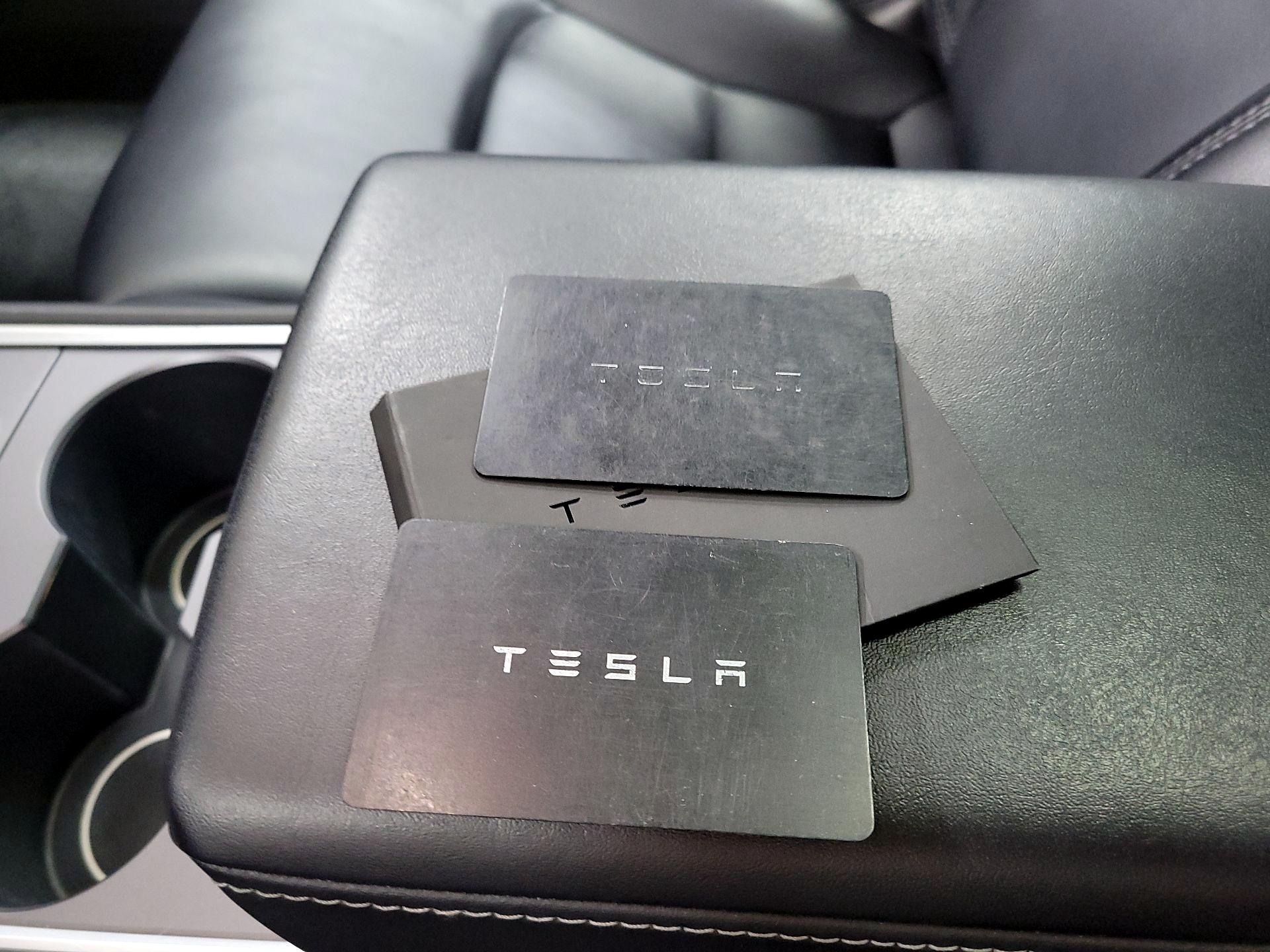 Thumbnail: 2023 Tesla Model 3 - 20