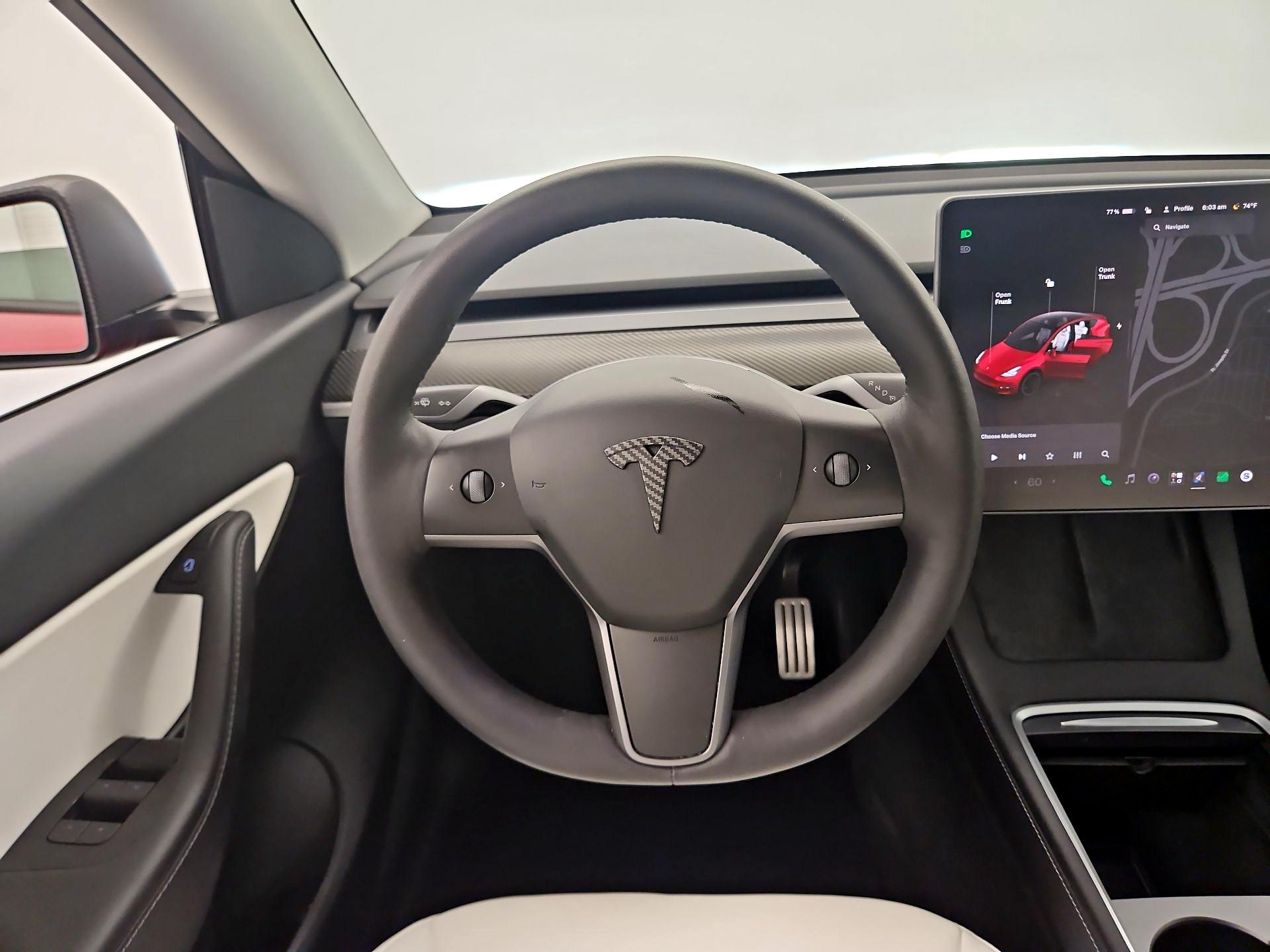 Thumbnail: 2022 Tesla Model Y - 10