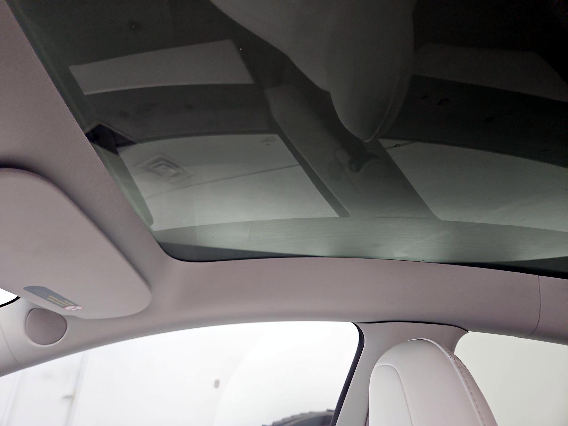 Thumbnail: 2022 Tesla Model Y - 18