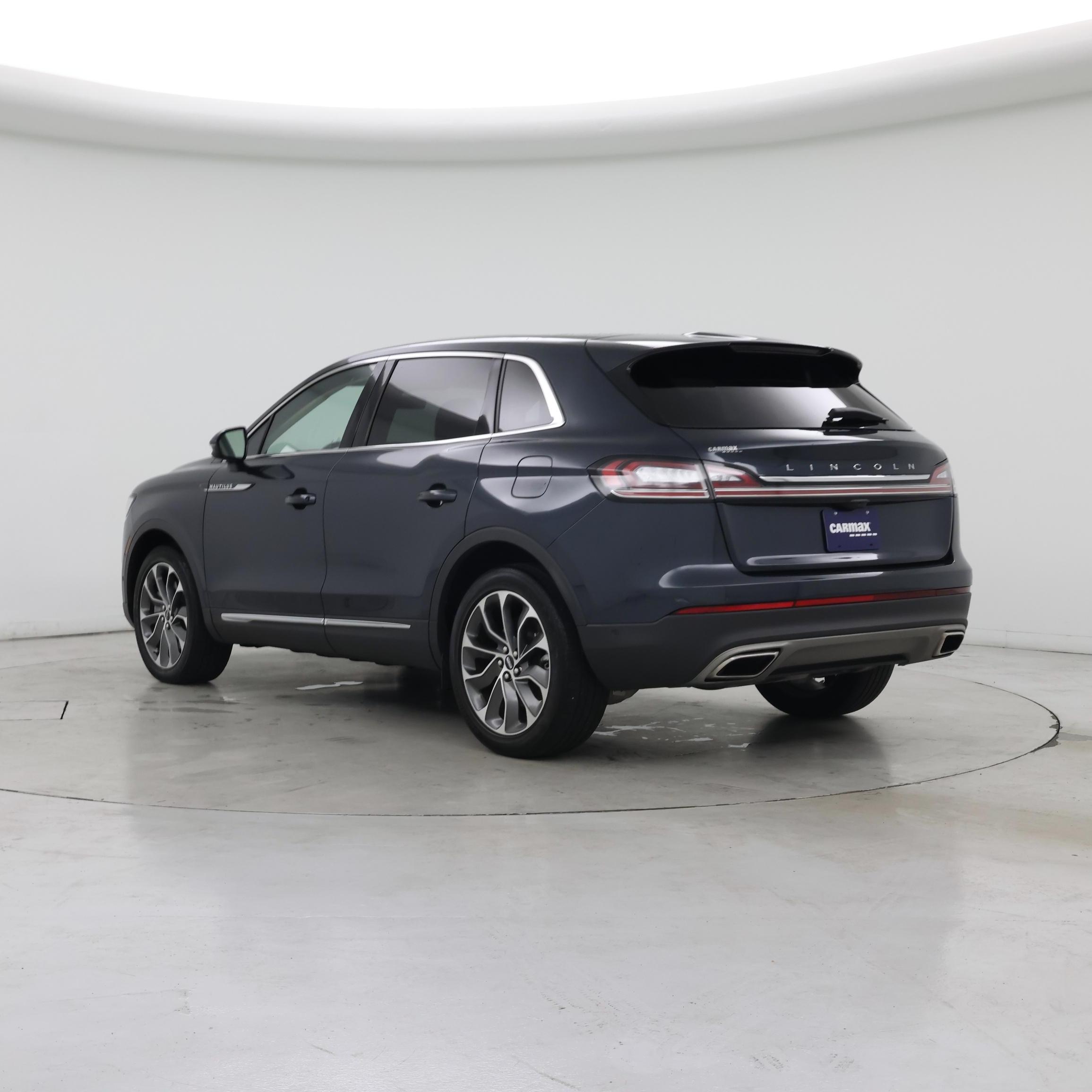 Thumbnail: 2022 Lincoln Nautilus - 2