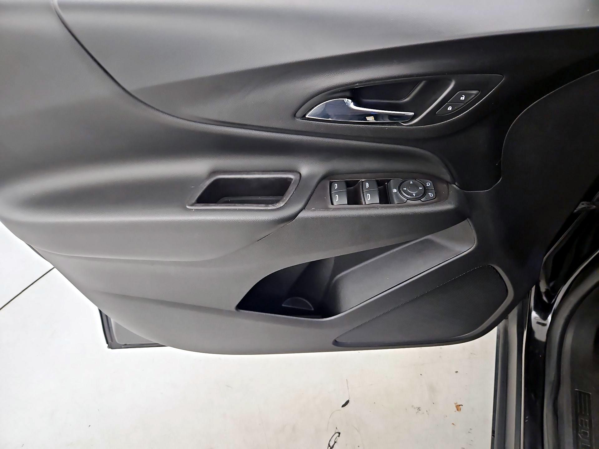 Thumbnail: 2021 Chevrolet Equinox - 12