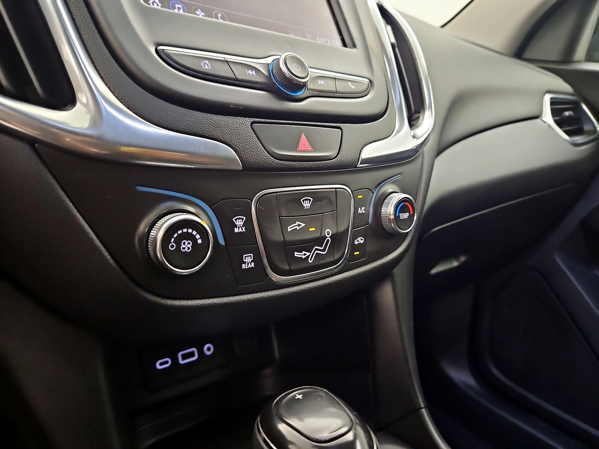 Thumbnail: 2021 Chevrolet Equinox - 16