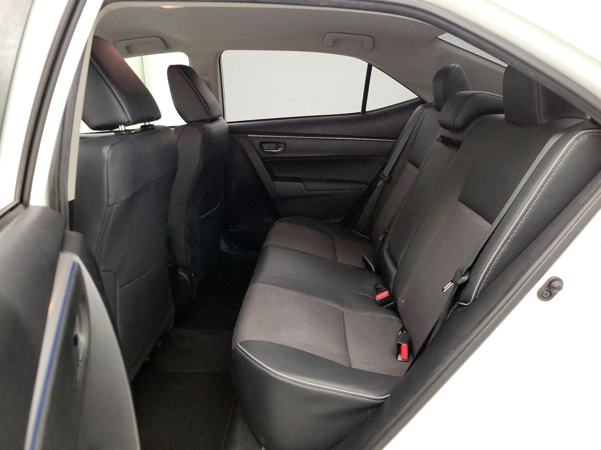 Thumbnail: 2015 Toyota Corolla - 19