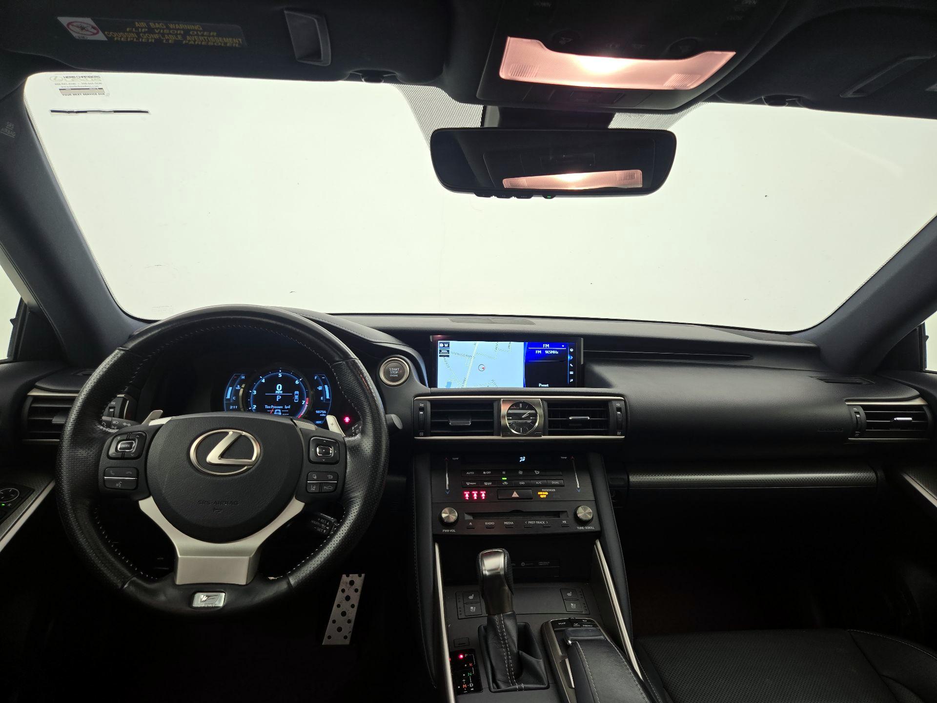 Thumbnail: 2018 Lexus IS - 9