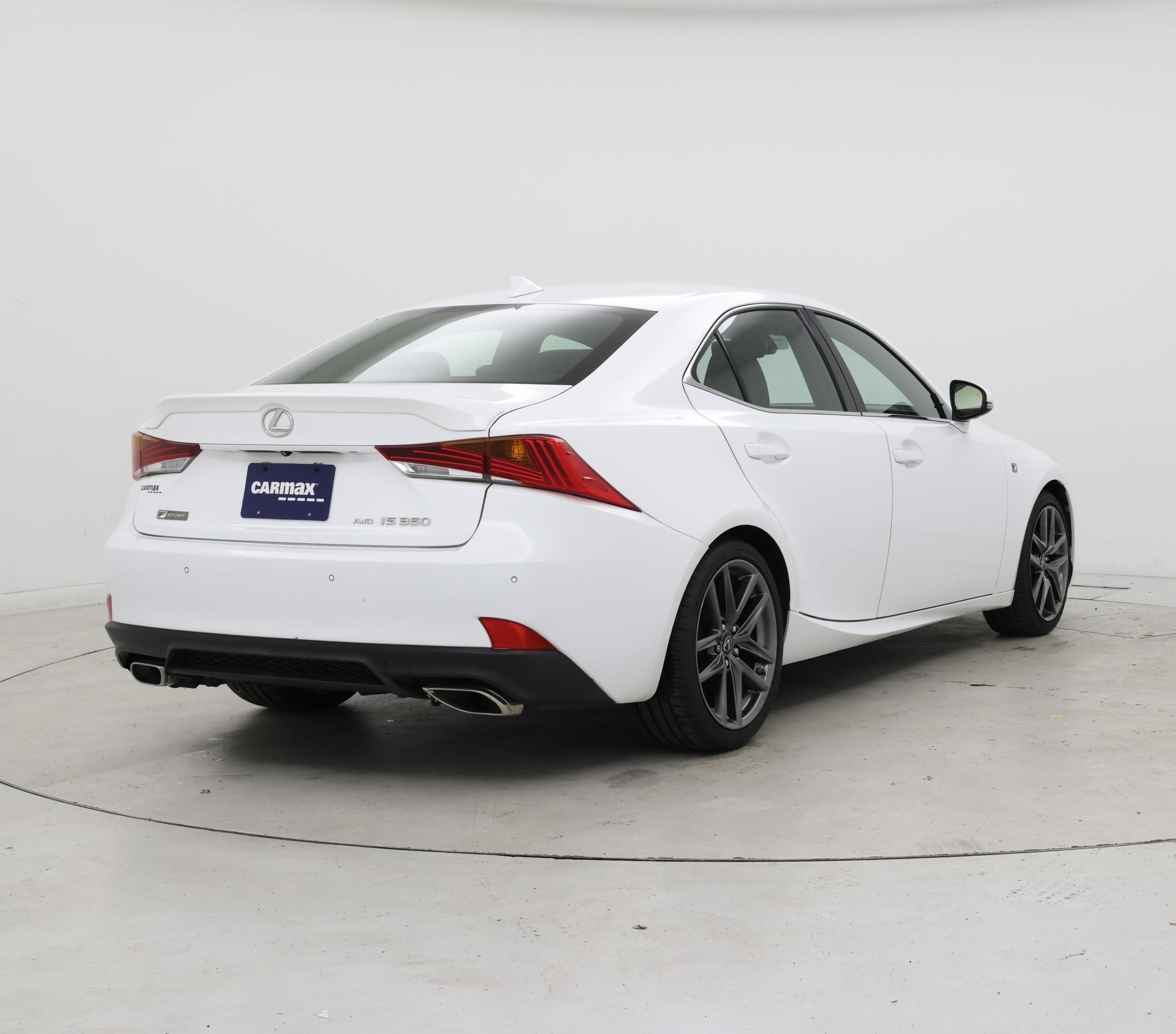 Thumbnail: 2018 Lexus IS - 8