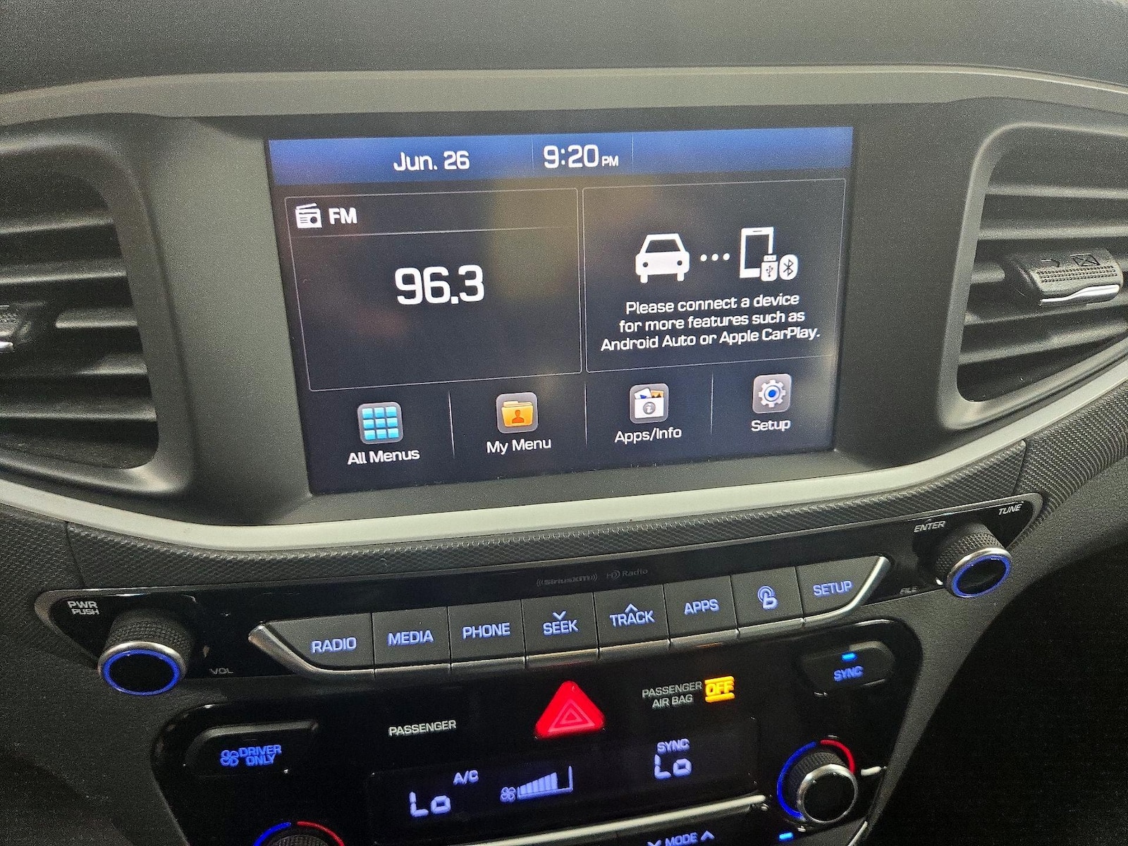 2018 Hyundai IONIQ Limited - Photo 16