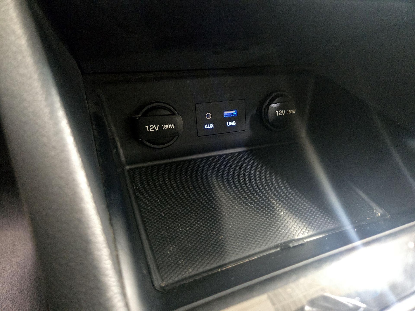 2018 Hyundai IONIQ Limited - Photo 19