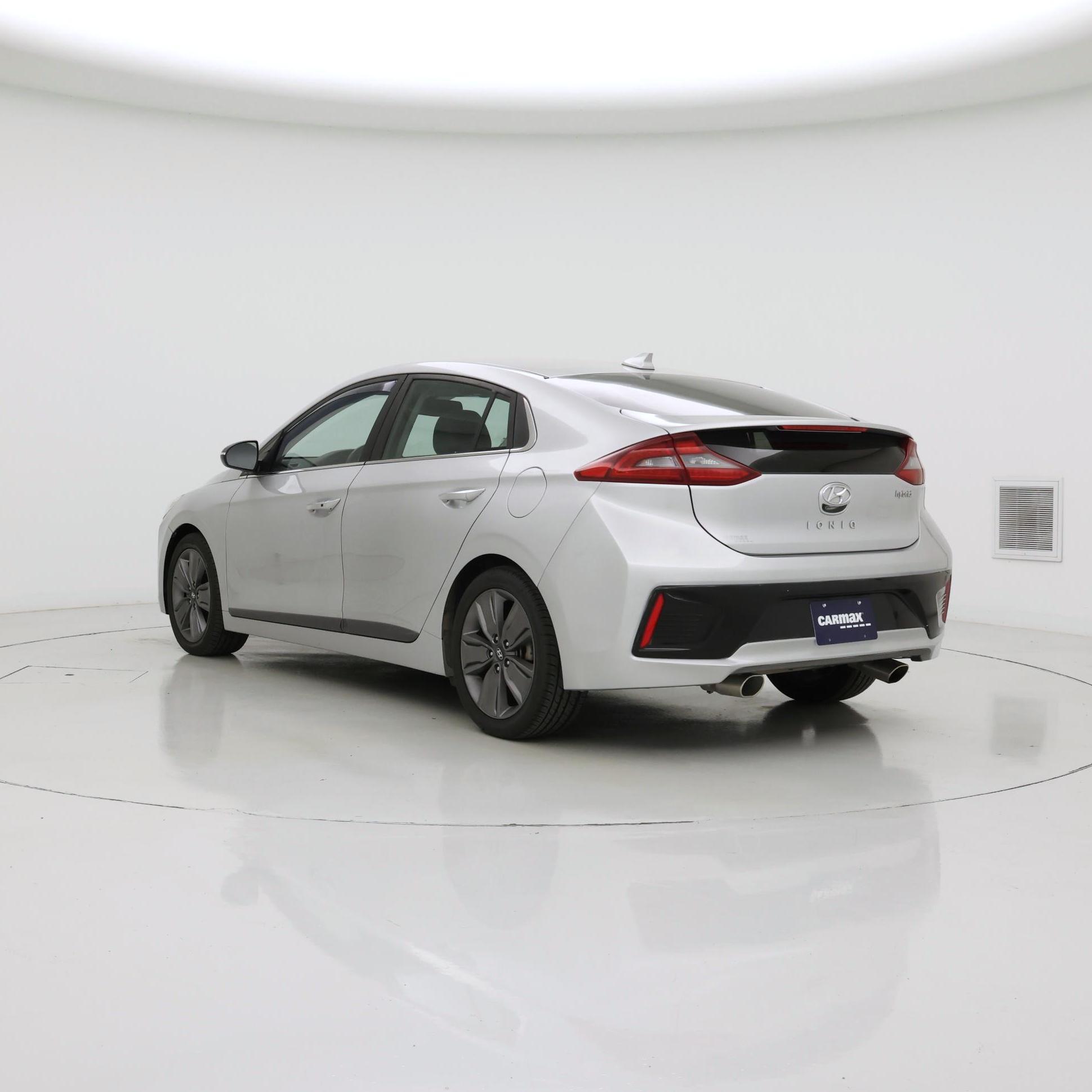 Thumbnail: 2018 Hyundai Ioniq - 2