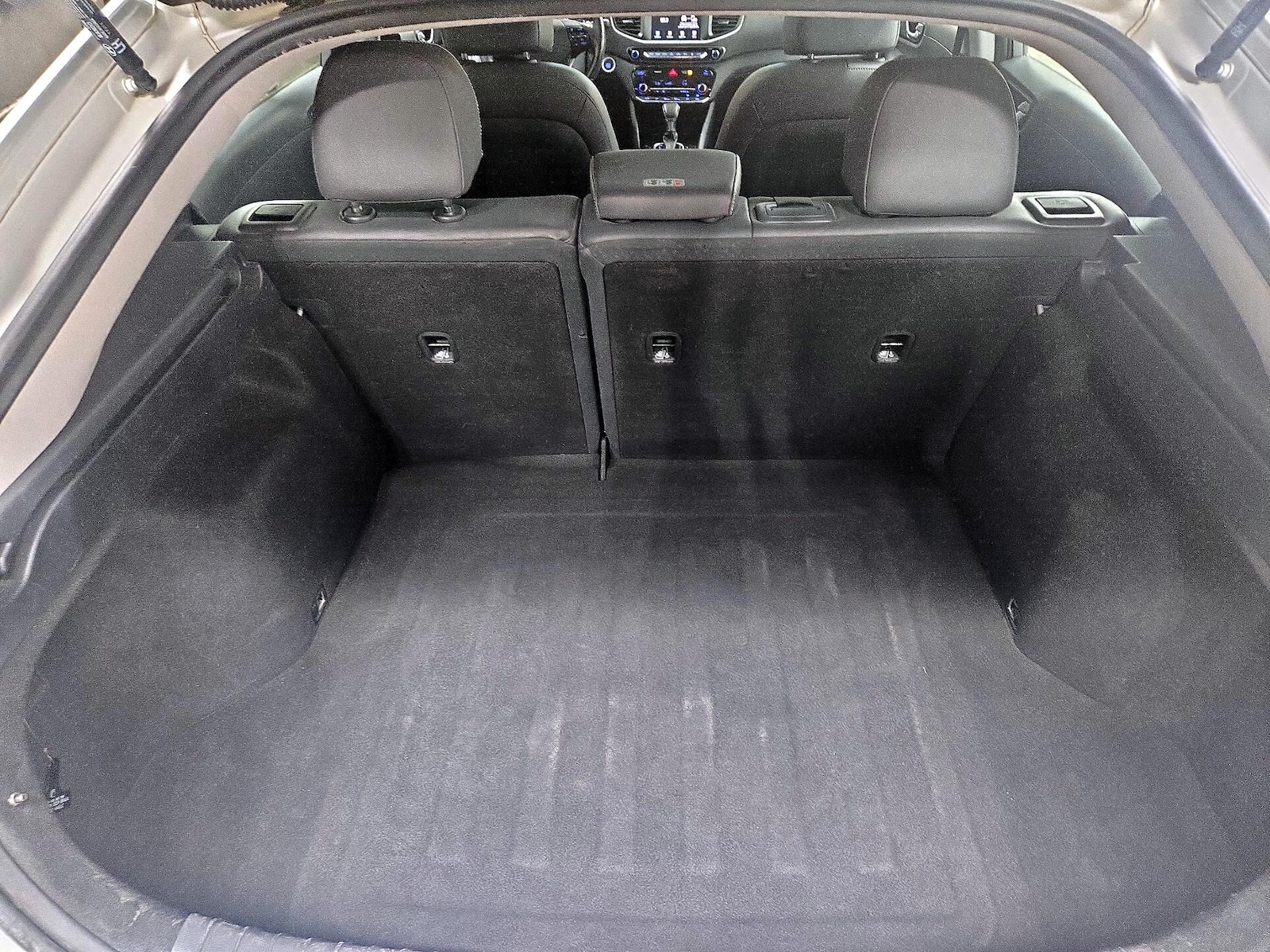 2018 Hyundai IONIQ Limited - Photo 22