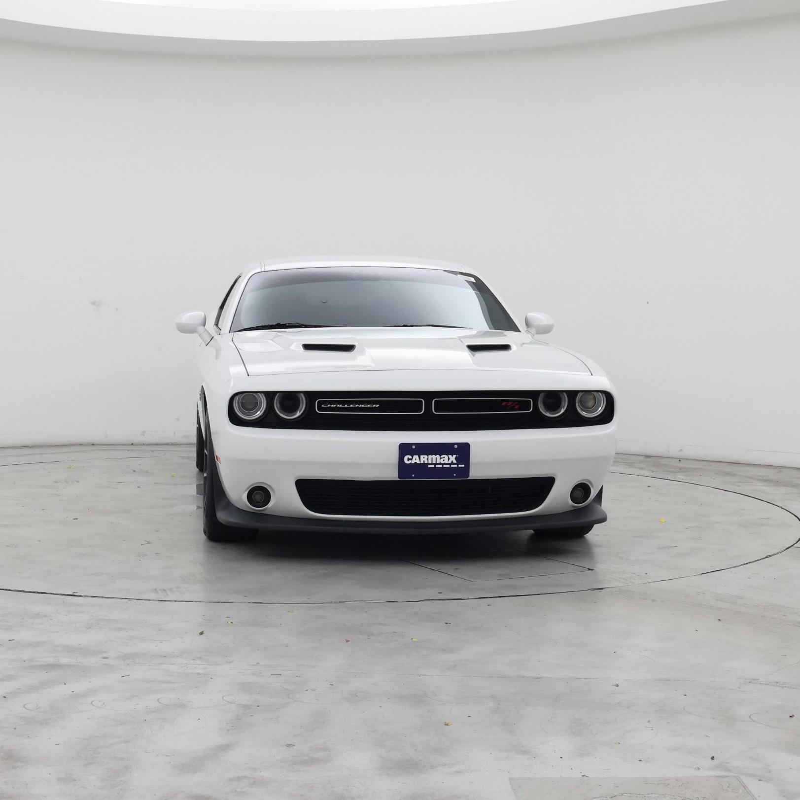 Thumbnail: 2018 Dodge Challenger - 5