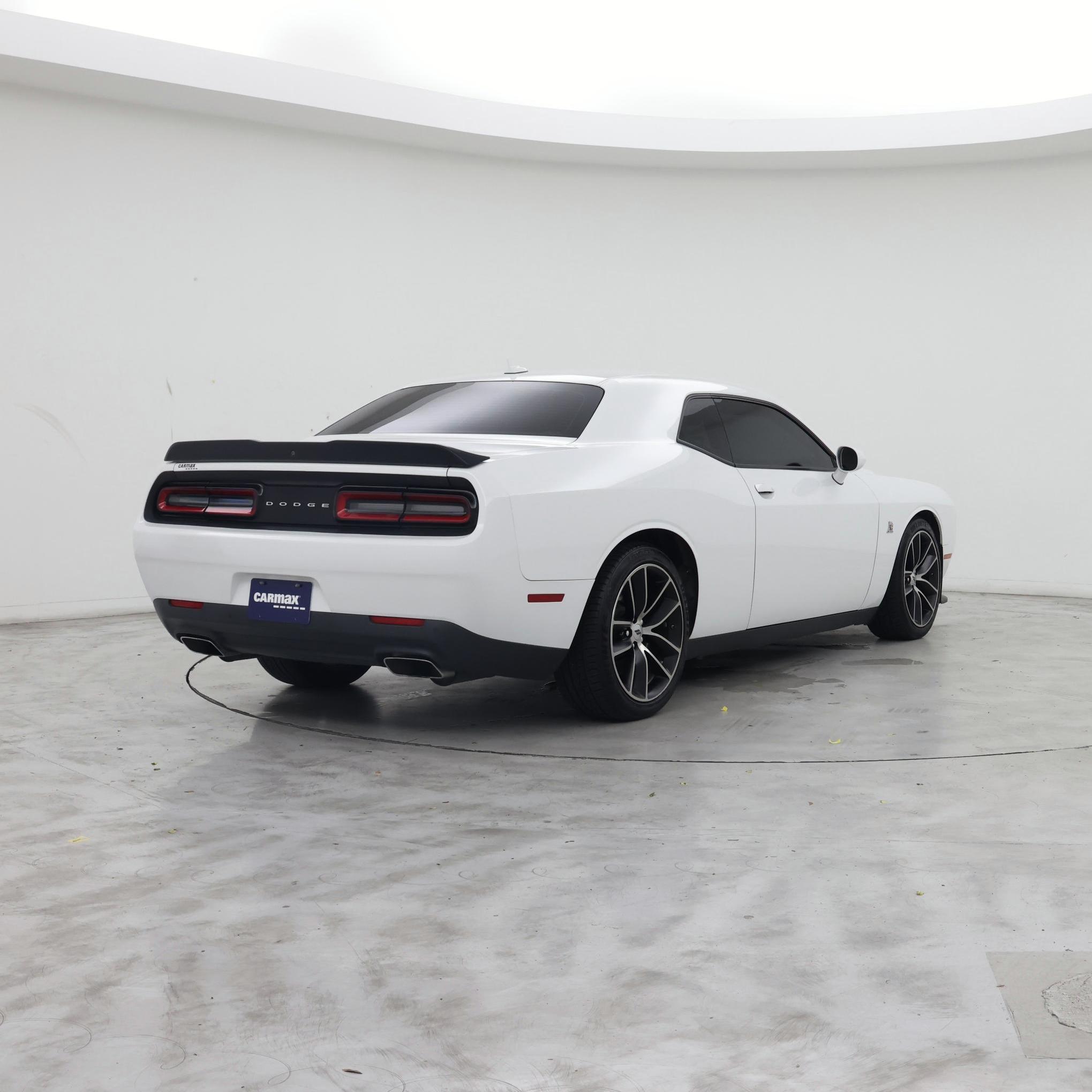 Thumbnail: 2018 Dodge Challenger - 8