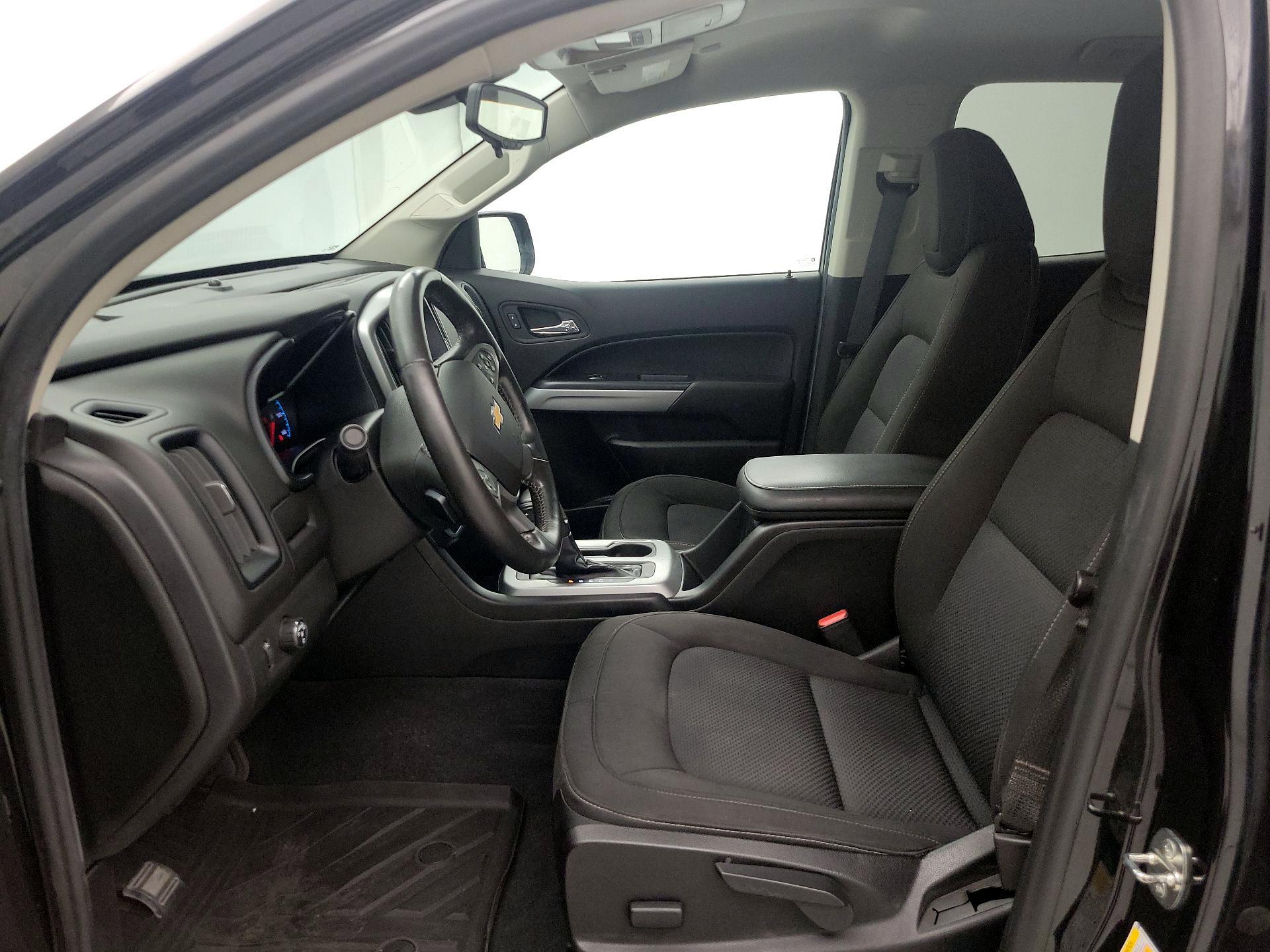 Thumbnail: 2019 Chevrolet Colorado - 11