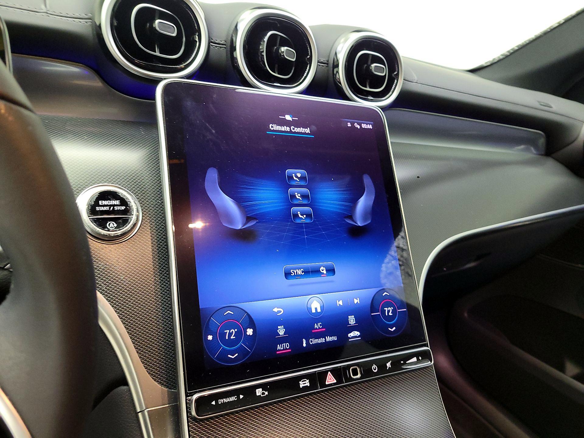 Thumbnail: 2024 Mercedes-Benz GLC - 16