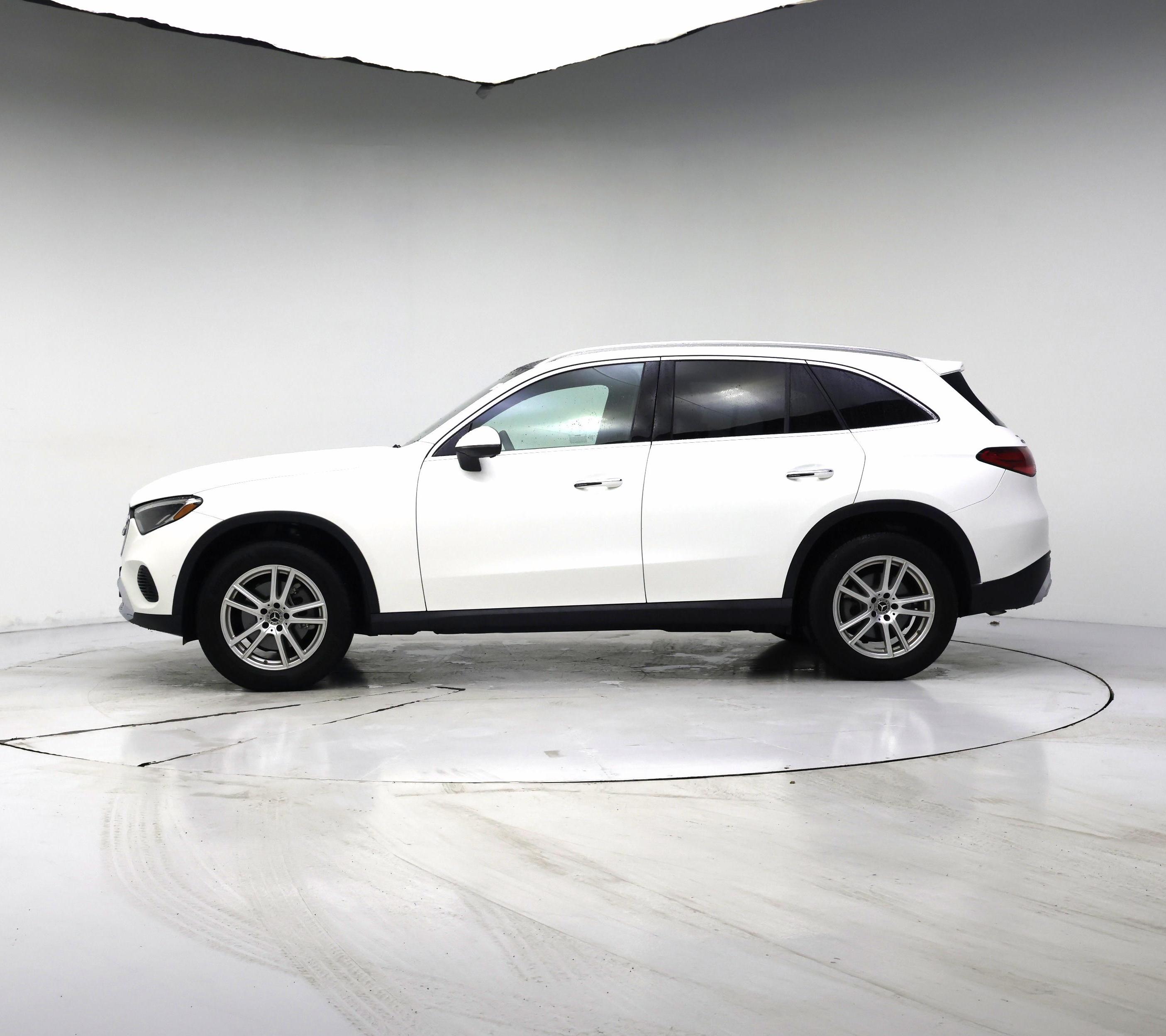 Thumbnail: 2024 Mercedes-Benz GLC - 3