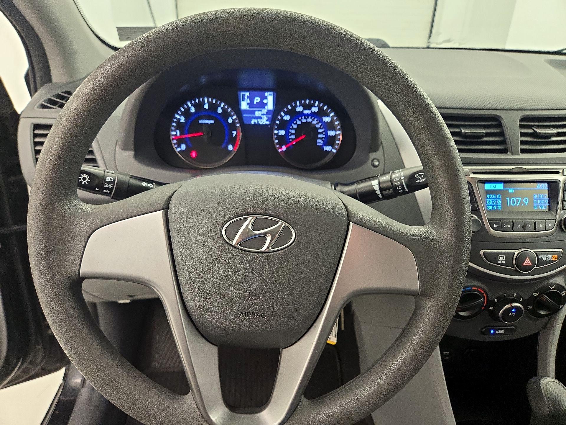Thumbnail: 2017 Hyundai Accent - 10