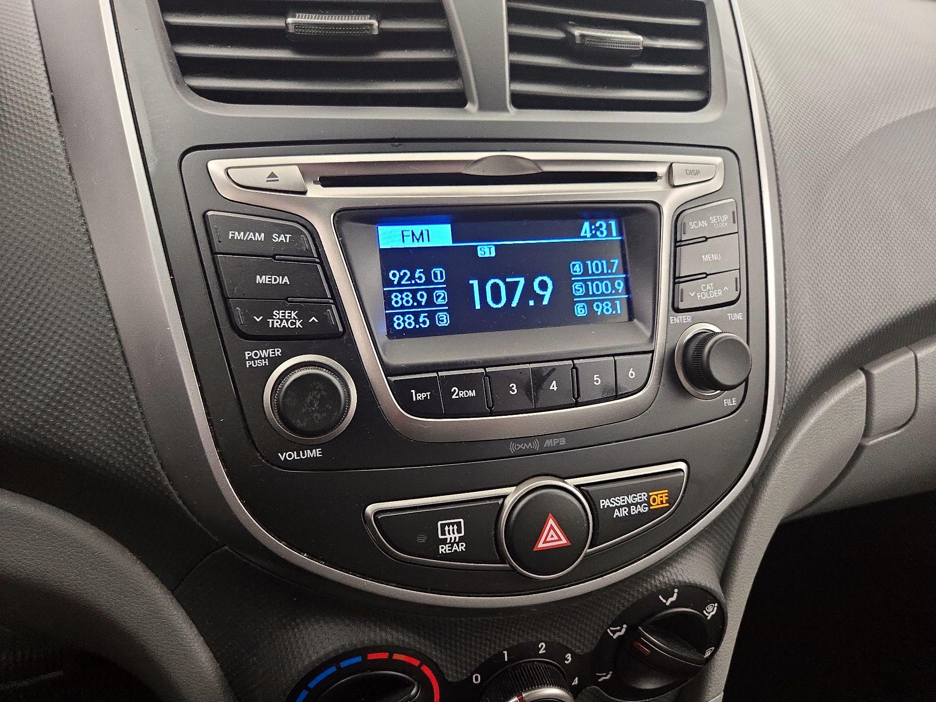 Thumbnail: 2017 Hyundai Accent - 14