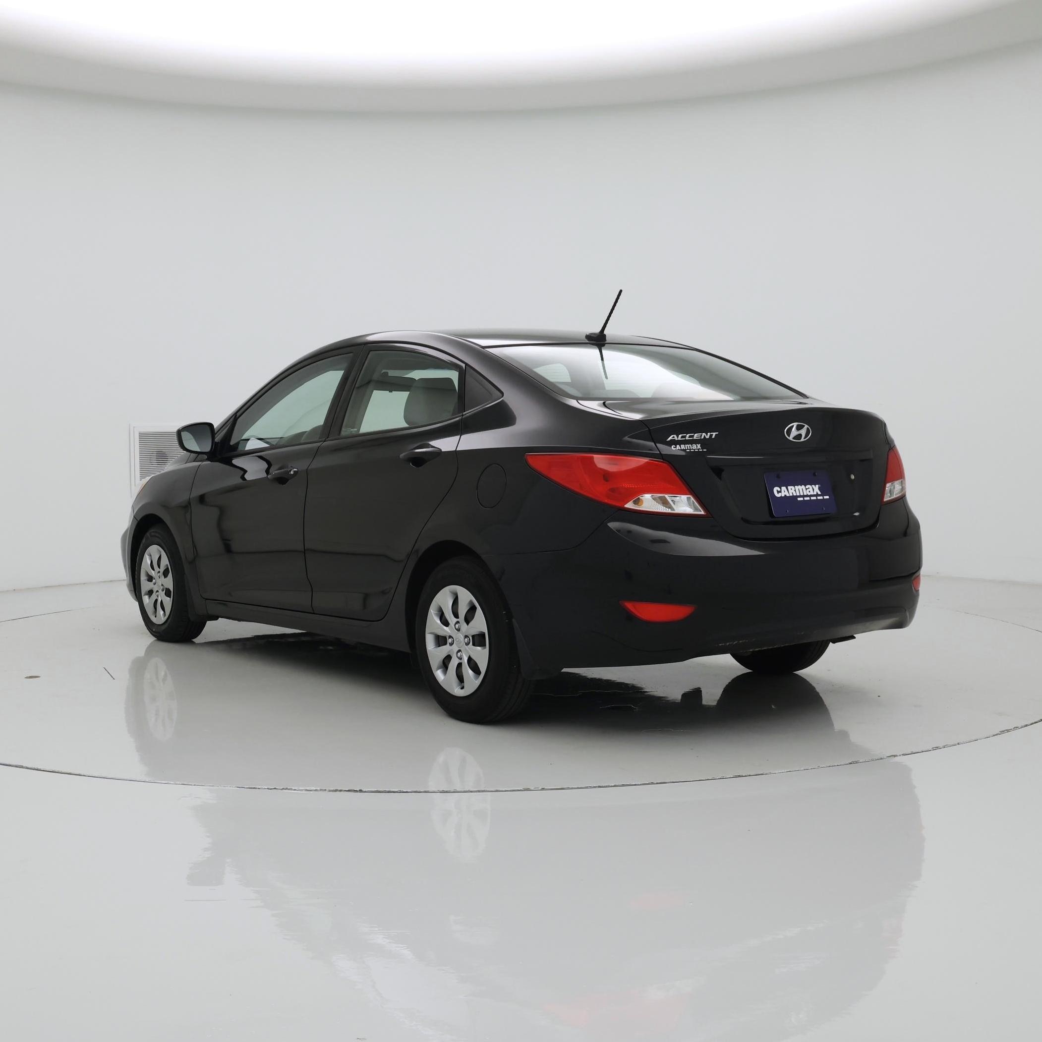 Thumbnail: 2017 Hyundai Accent - 2