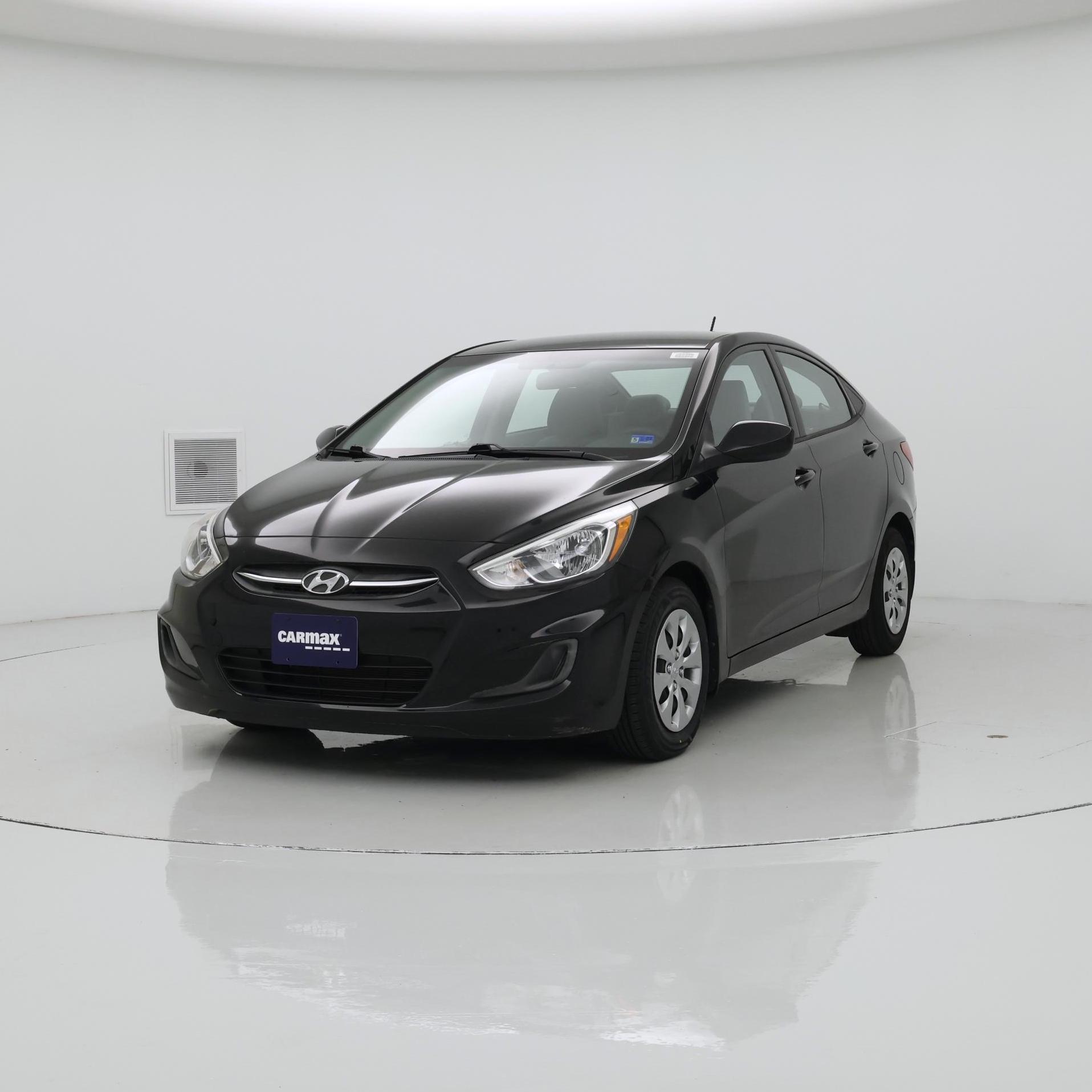 Thumbnail: 2017 Hyundai Accent - 4