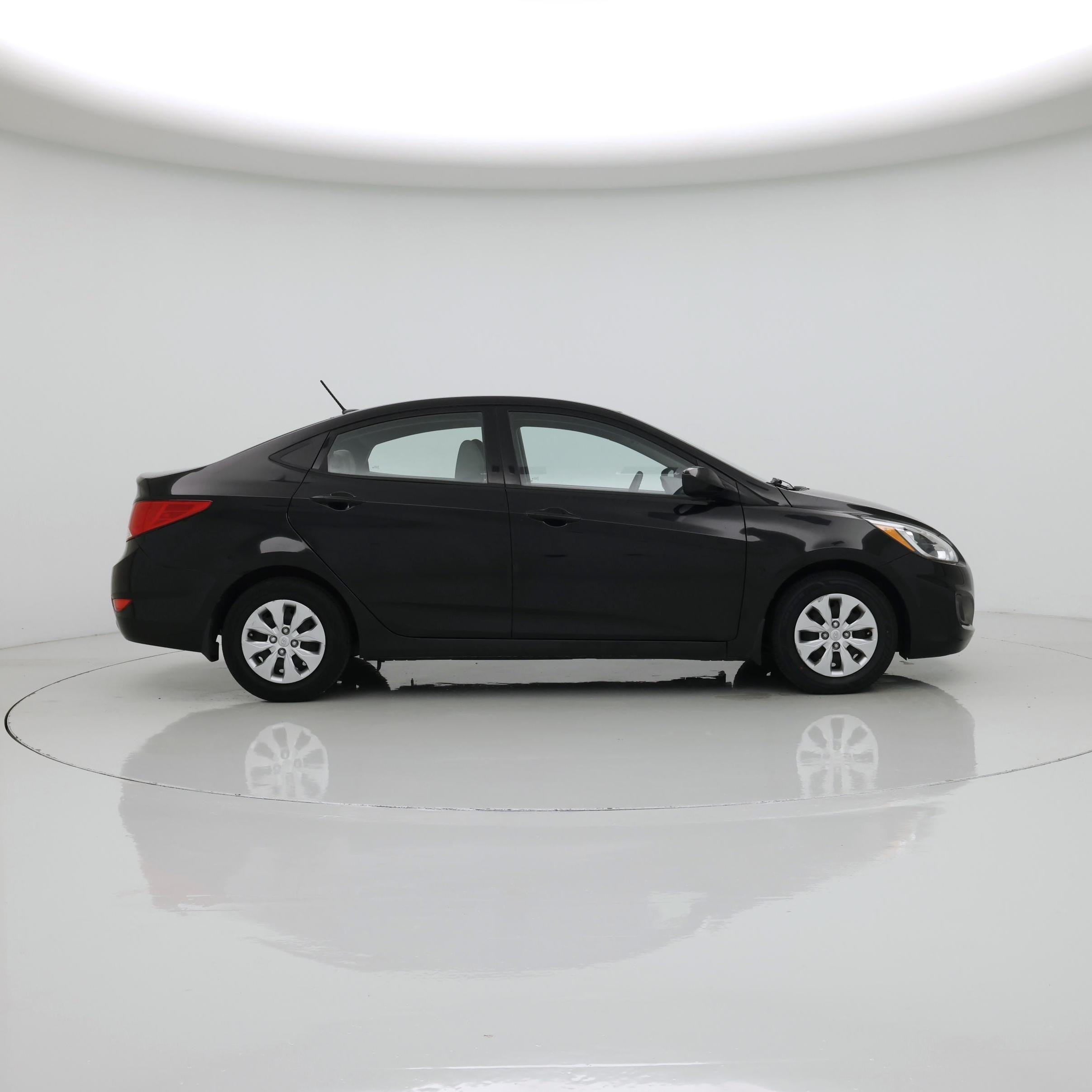 Thumbnail: 2017 Hyundai Accent - 7