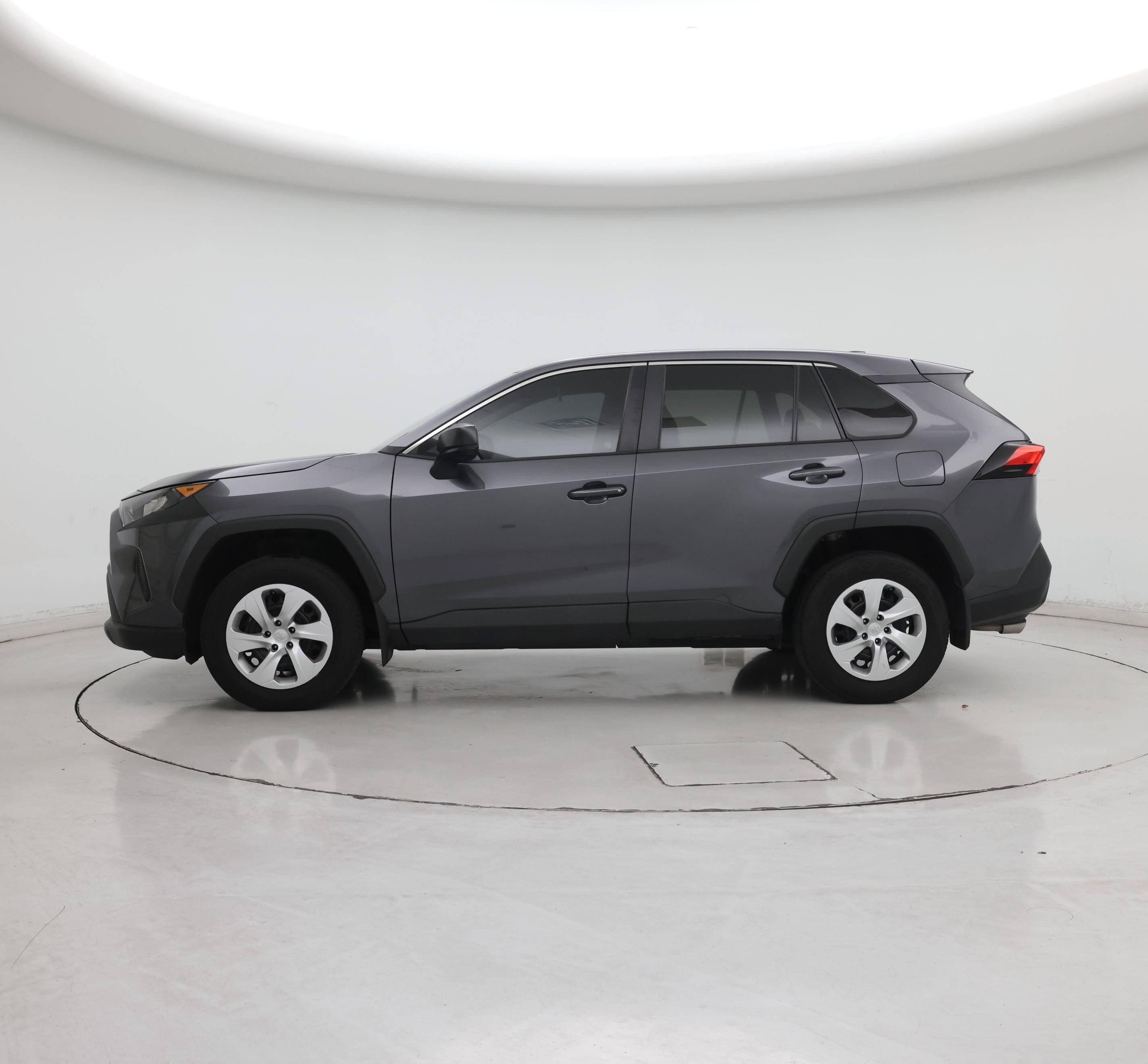 Thumbnail: 2022 Toyota RAV4 - 3